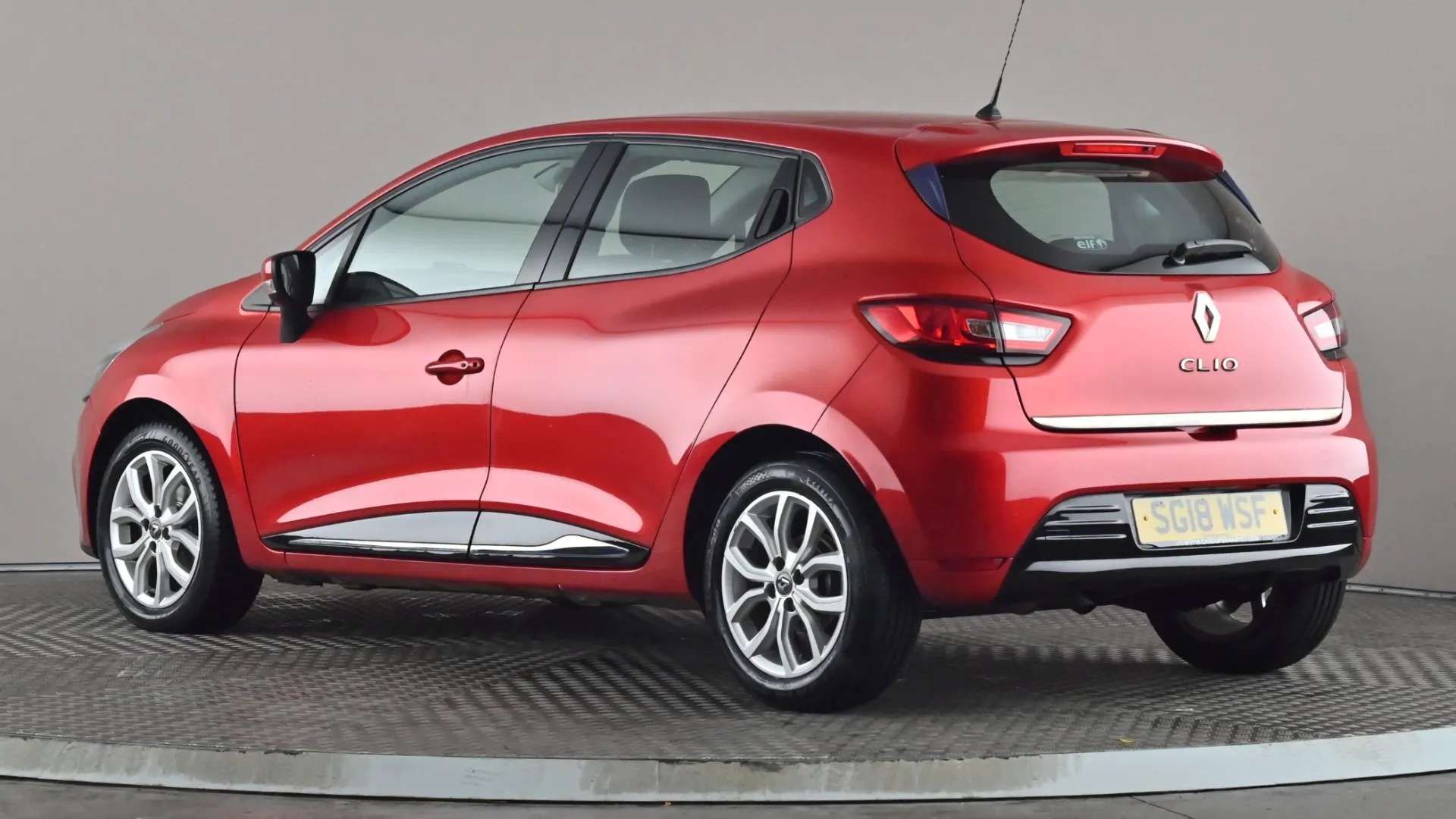A 2018 RENAULT CLIO 1.2 16V Dynamique Nav A 2018 RENAULT CLIO 1.2 16V Dynamique Nav