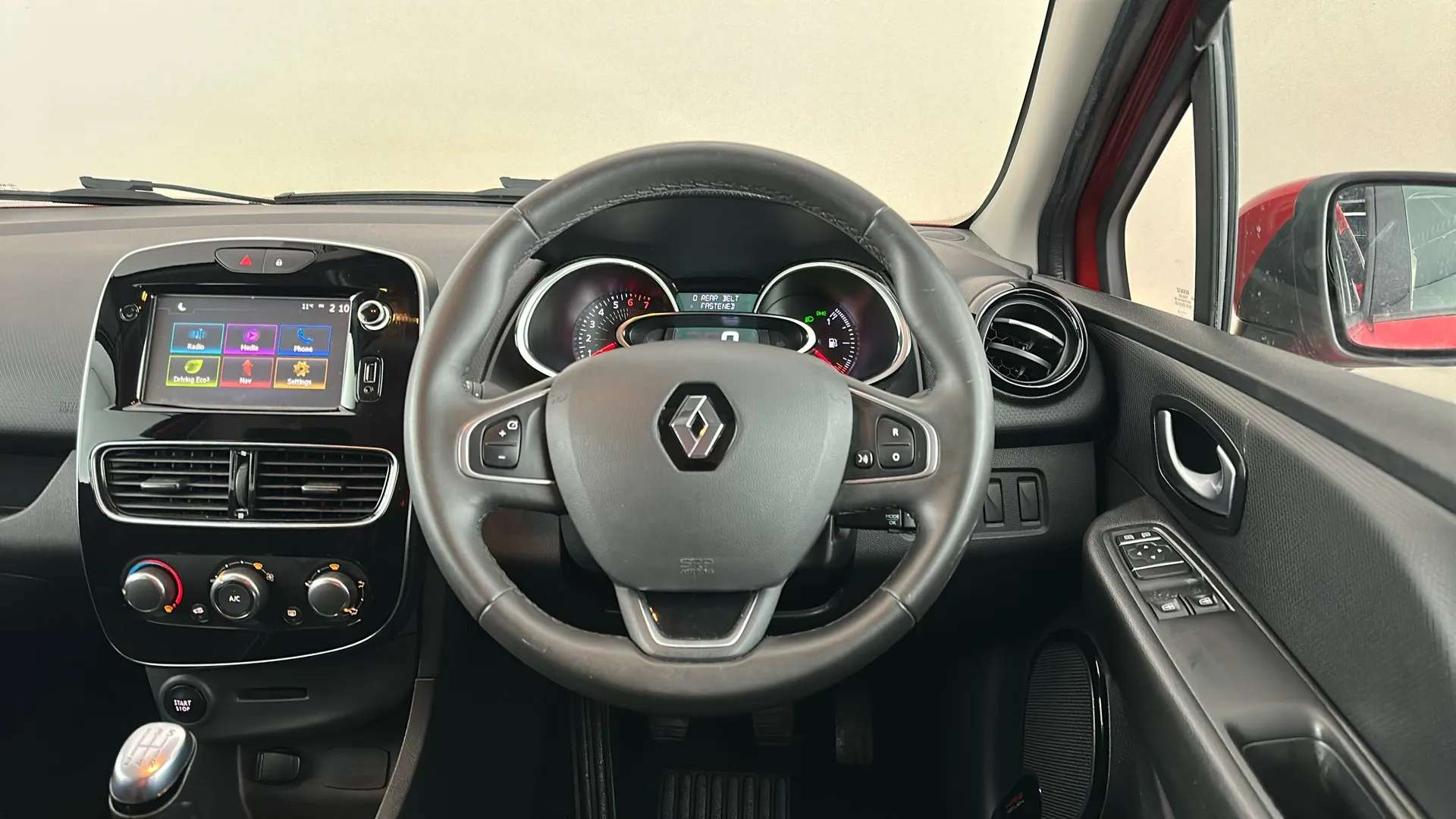 2018 RENAULT CLIO 2018 RENAULT CLIO
