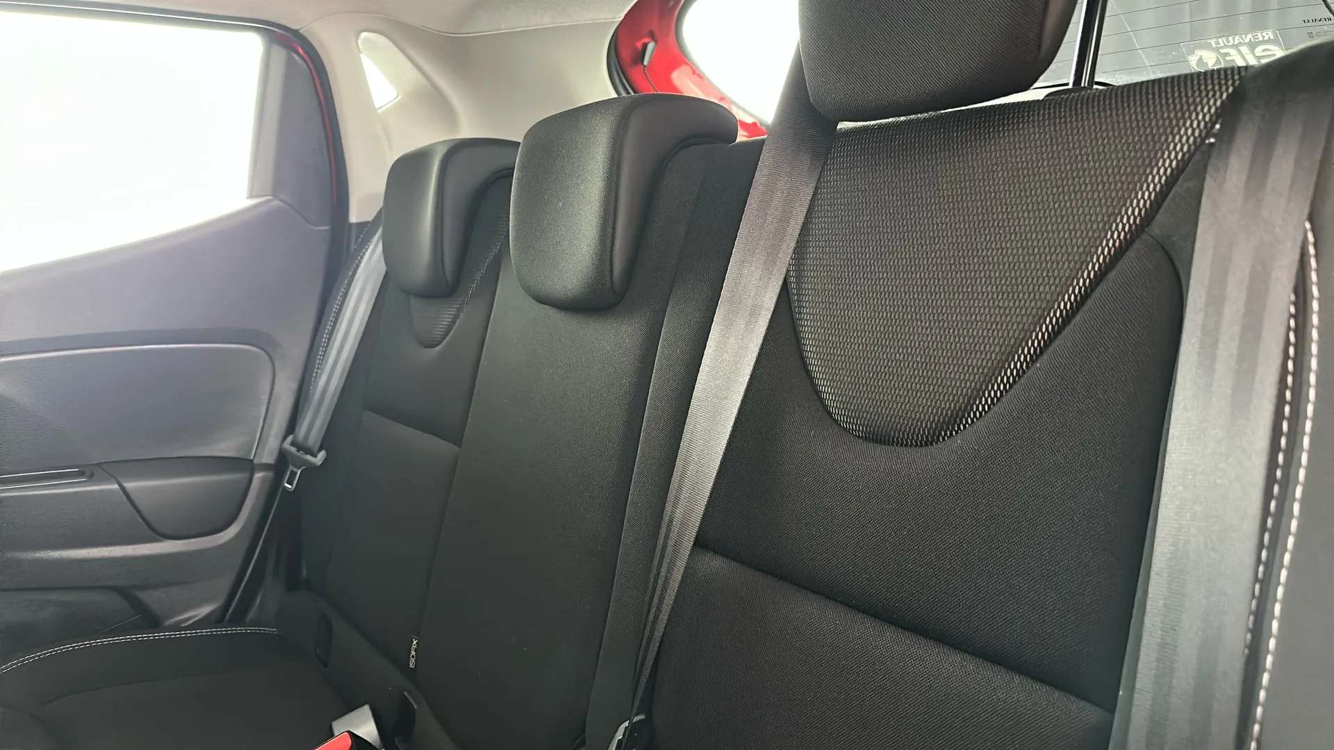 2018 RENAULT CLIO 2018 RENAULT CLIO