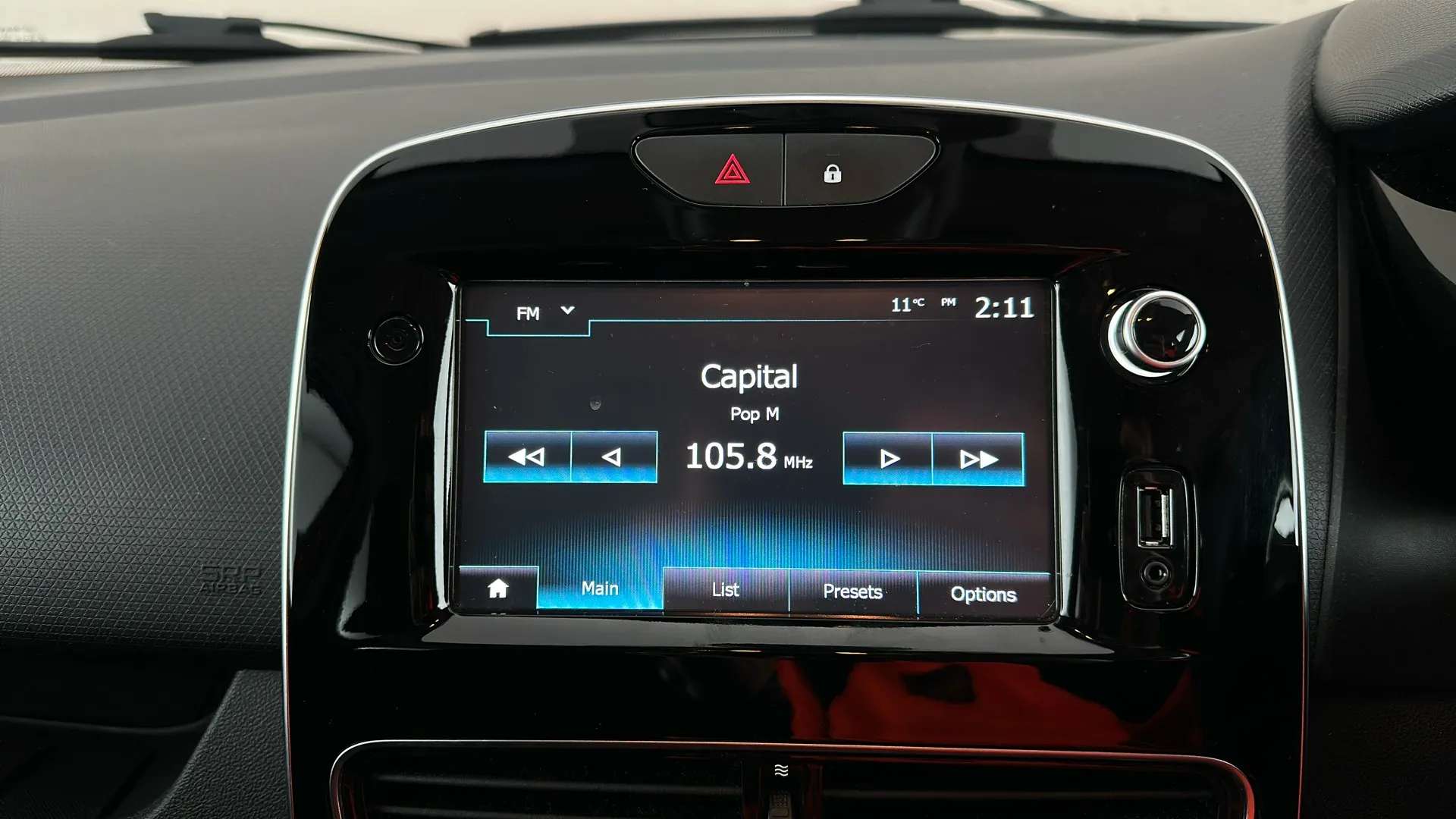 2018 RENAULT CLIO 2018 RENAULT CLIO