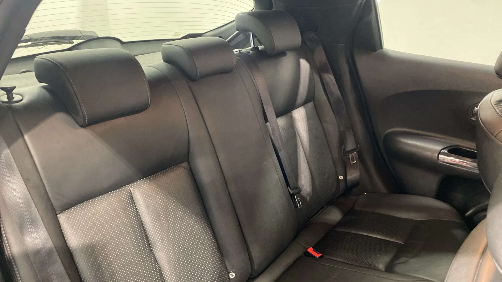 A 2015 NISSAN JUKE 1.5 dCi Tekna A 2015 NISSAN JUKE 1.5 dCi Tekna