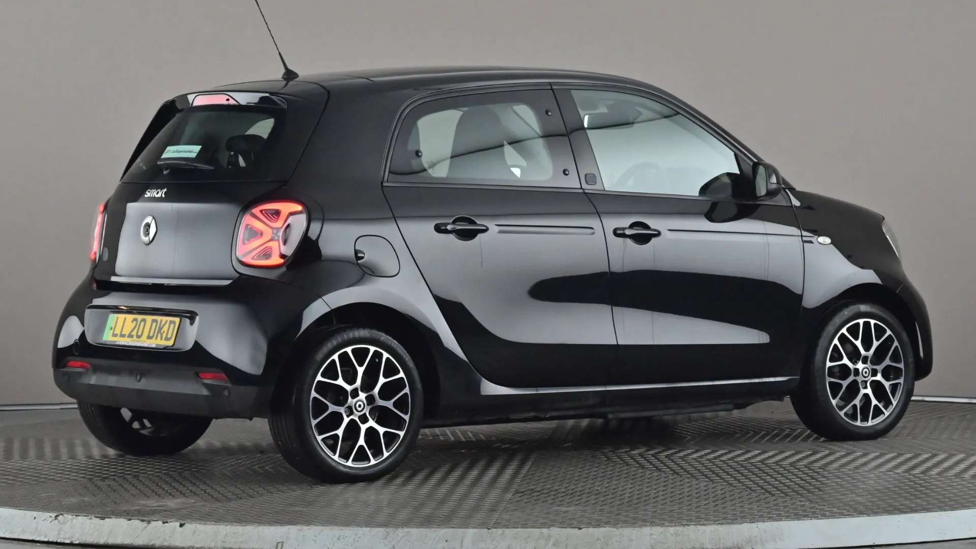 2020 SMART FORFOUR 2020 SMART FORFOUR