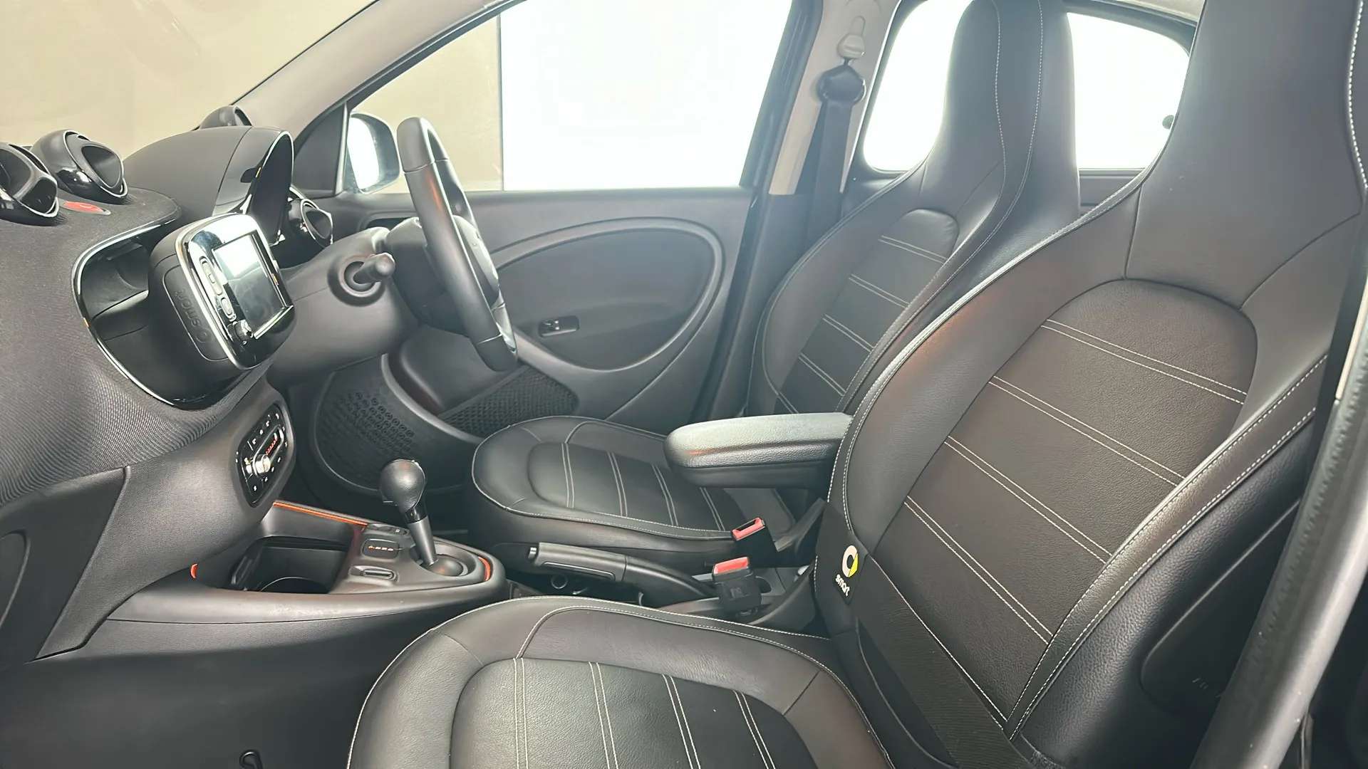 2020 SMART FORFOUR 2020 SMART FORFOUR