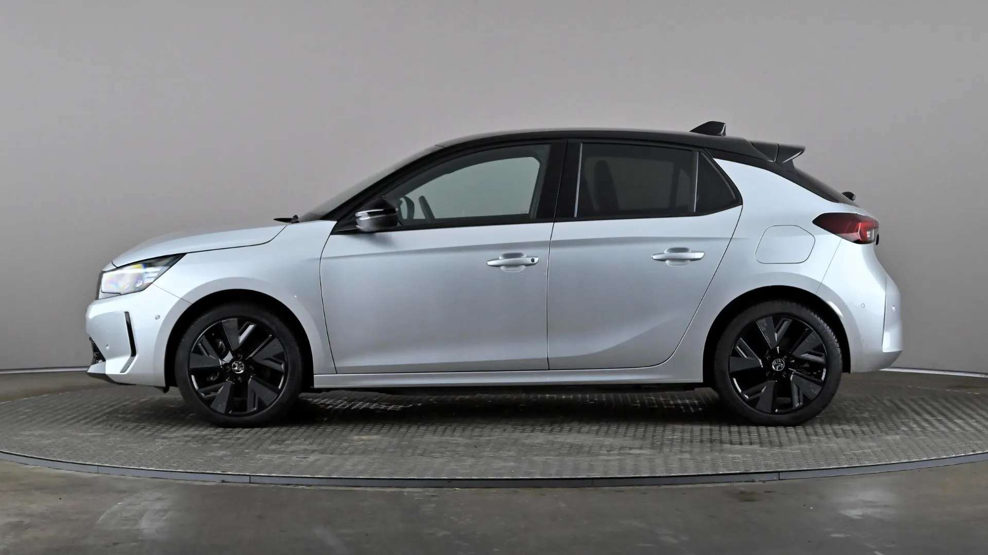 A 2024 VAUXHALL CORSA 100kW Ultimate 50kWh Auto A 2024 VAUXHALL CORSA 100kW Ultimate 50kWh Auto