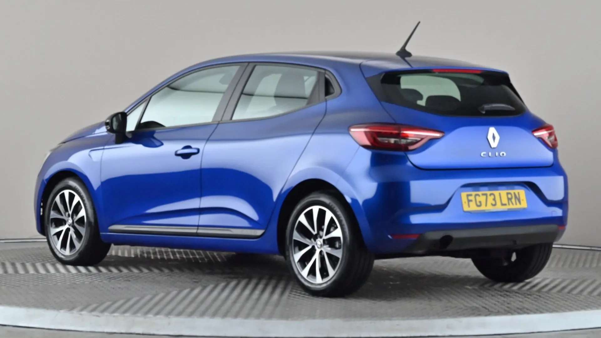 A 2023 RENAULT CLIO 1.0 TCe 90 Evolution A 2023 RENAULT CLIO 1.0 TCe 90 Evolution