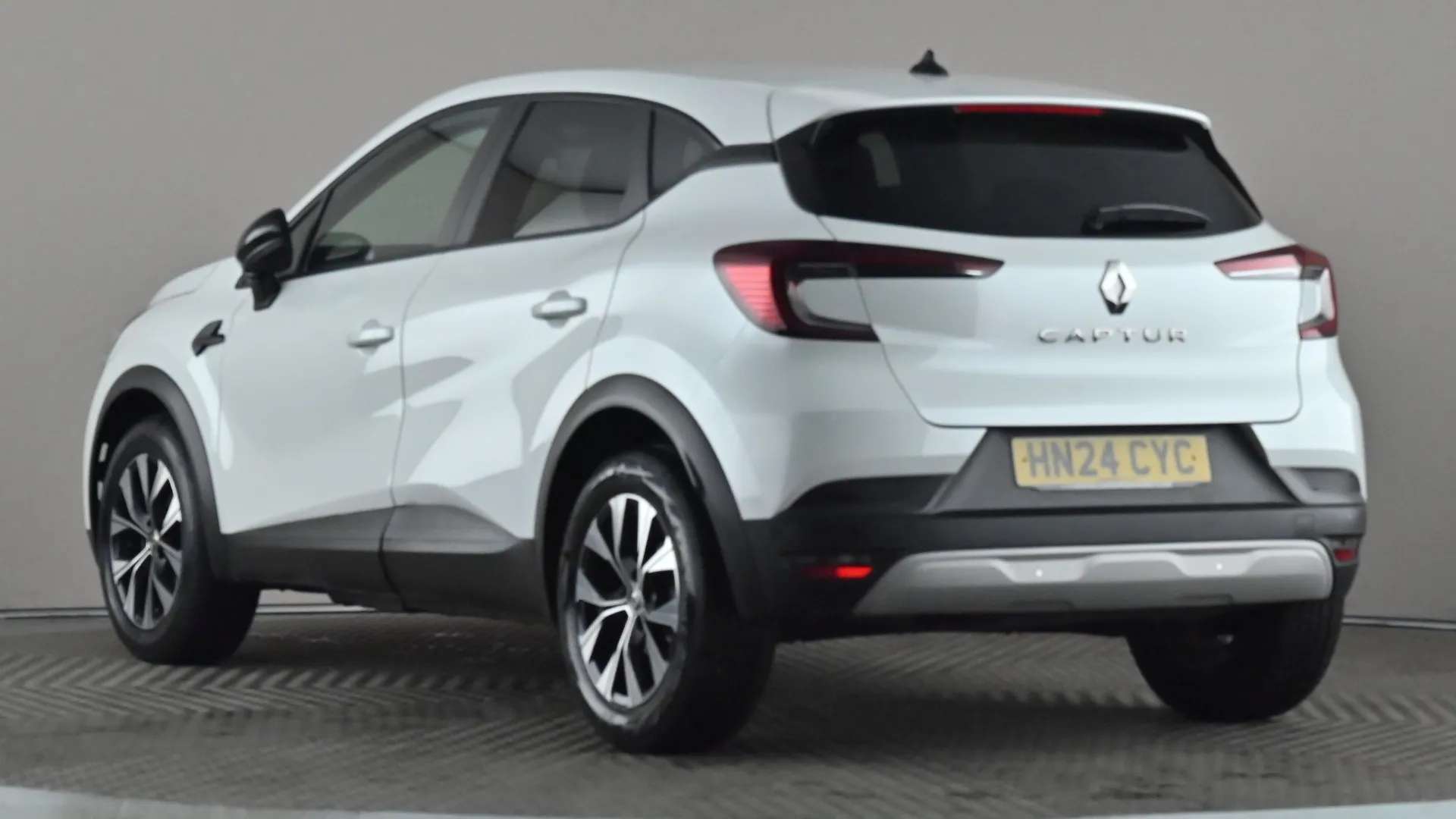 A 2024 RENAULT CAPTUR 1.0 TCE 90 Evolution A 2024 RENAULT CAPTUR 1.0 TCE 90 Evolution