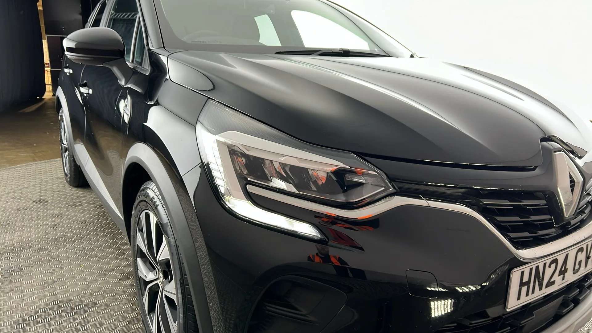 2024 RENAULT CAPTUR 2024 RENAULT CAPTUR