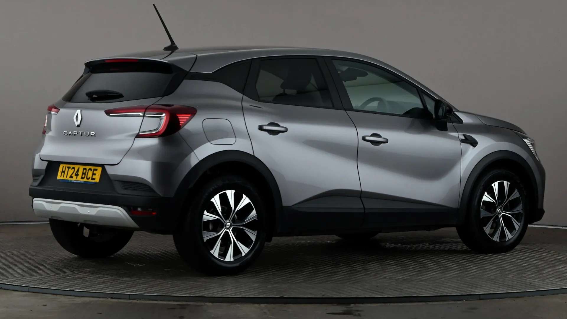 2024 RENAULT CAPTUR 2024 RENAULT CAPTUR