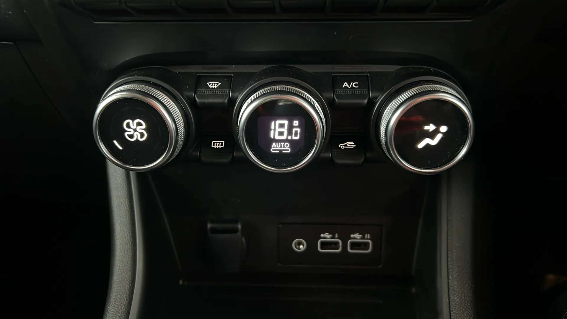 2024 RENAULT CAPTUR 2024 RENAULT CAPTUR