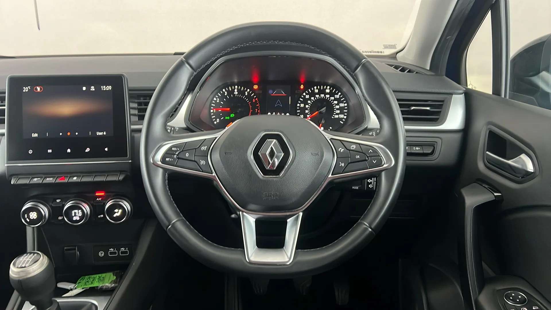 2024 RENAULT CAPTUR 2024 RENAULT CAPTUR