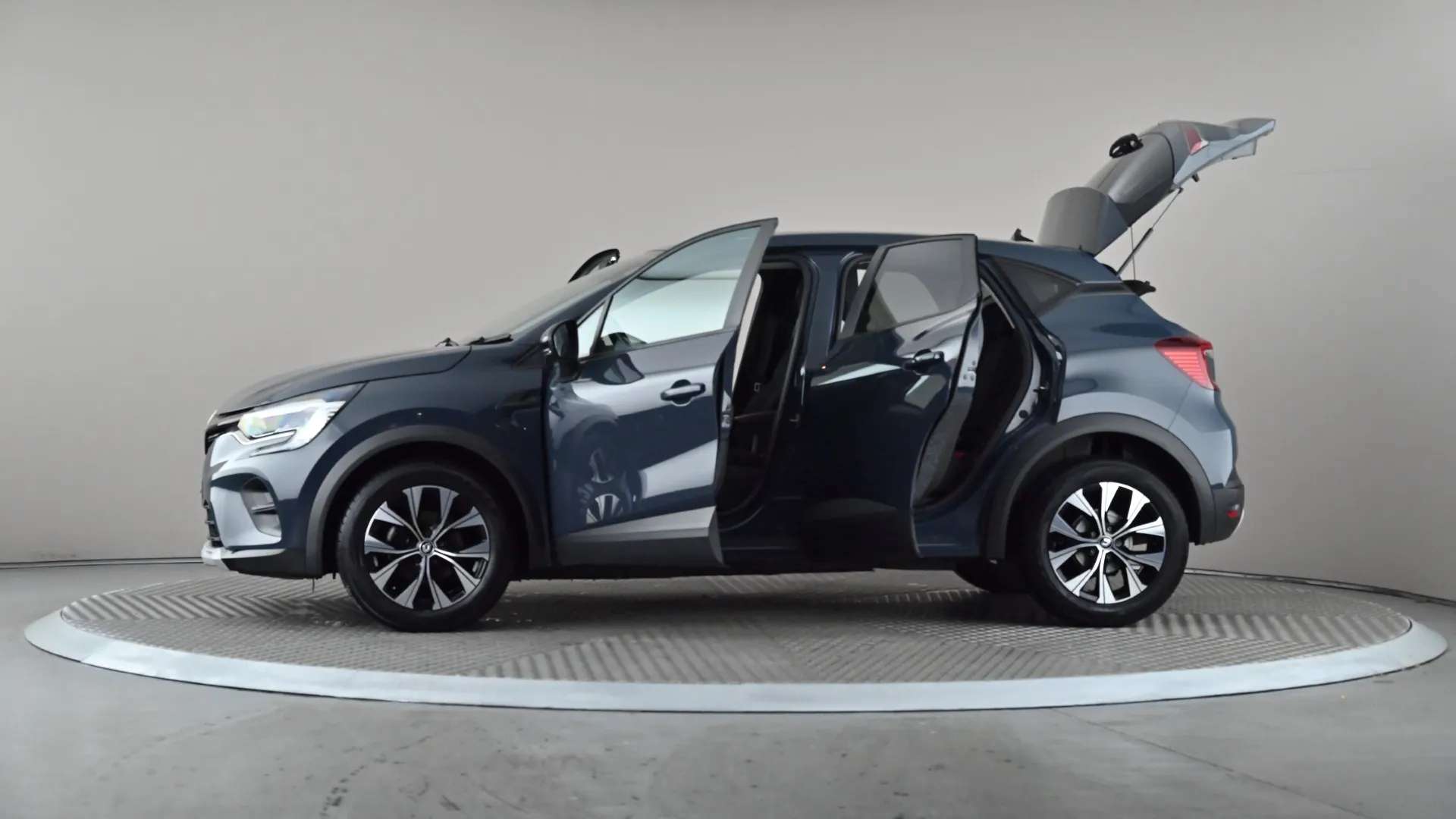 2024 RENAULT CAPTUR 2024 RENAULT CAPTUR