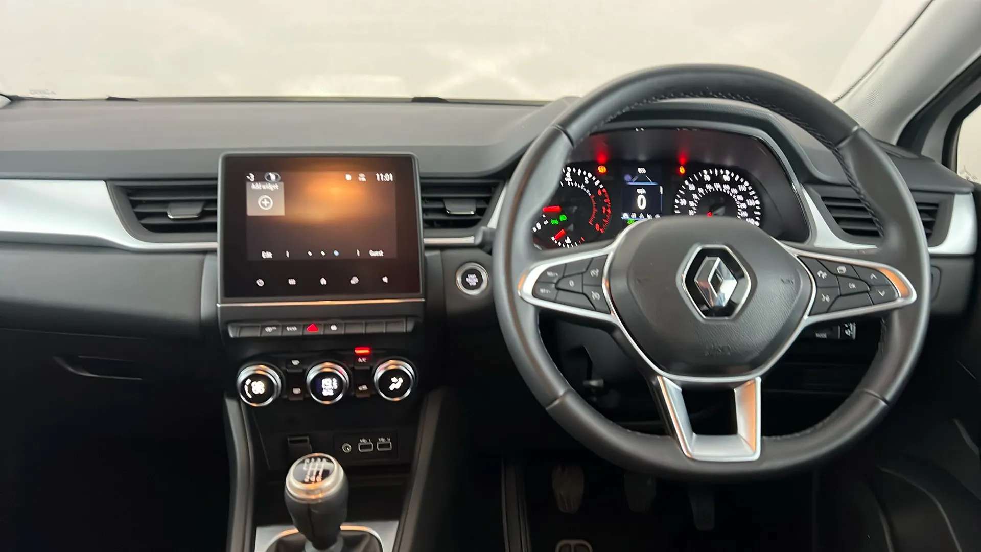 2024 RENAULT CAPTUR 2024 RENAULT CAPTUR
