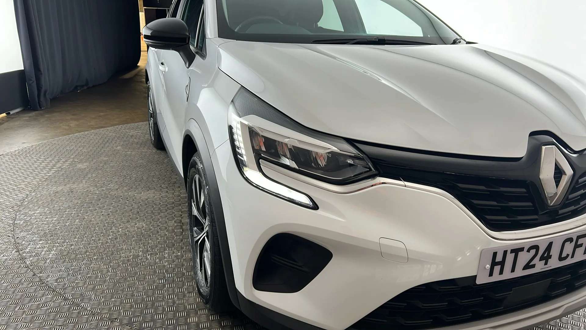 2024 RENAULT CAPTUR 2024 RENAULT CAPTUR