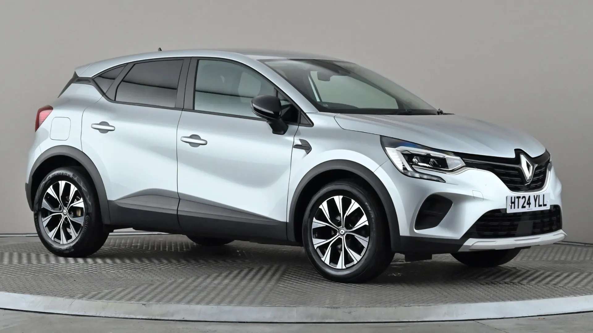 A 2024 RENAULT CAPTUR 1.0 TCE 90 Evolution A 2024 RENAULT CAPTUR 1.0 TCE 90 Evolution