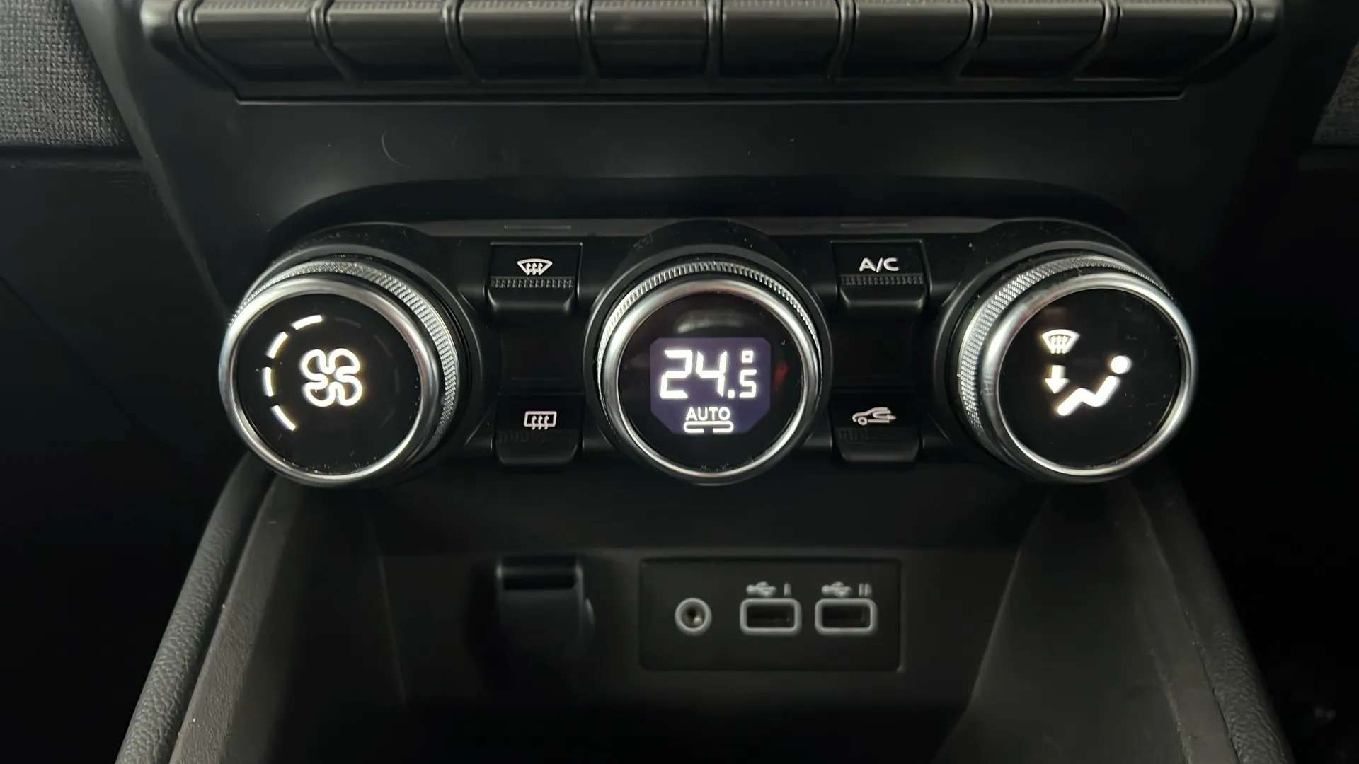 2024 RENAULT CLIO 2024 RENAULT CLIO