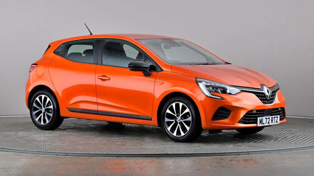 Check out this Renault Clio 2022 Petrol Manual