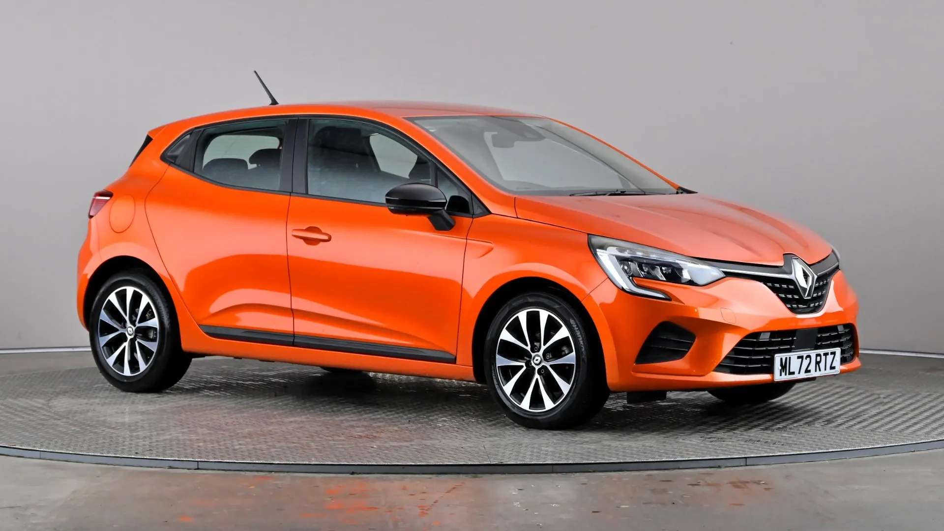 A 2022 RENAULT CLIO 1.0 TCe 90 Evolution A 2022 RENAULT CLIO 1.0 TCe 90 Evolution