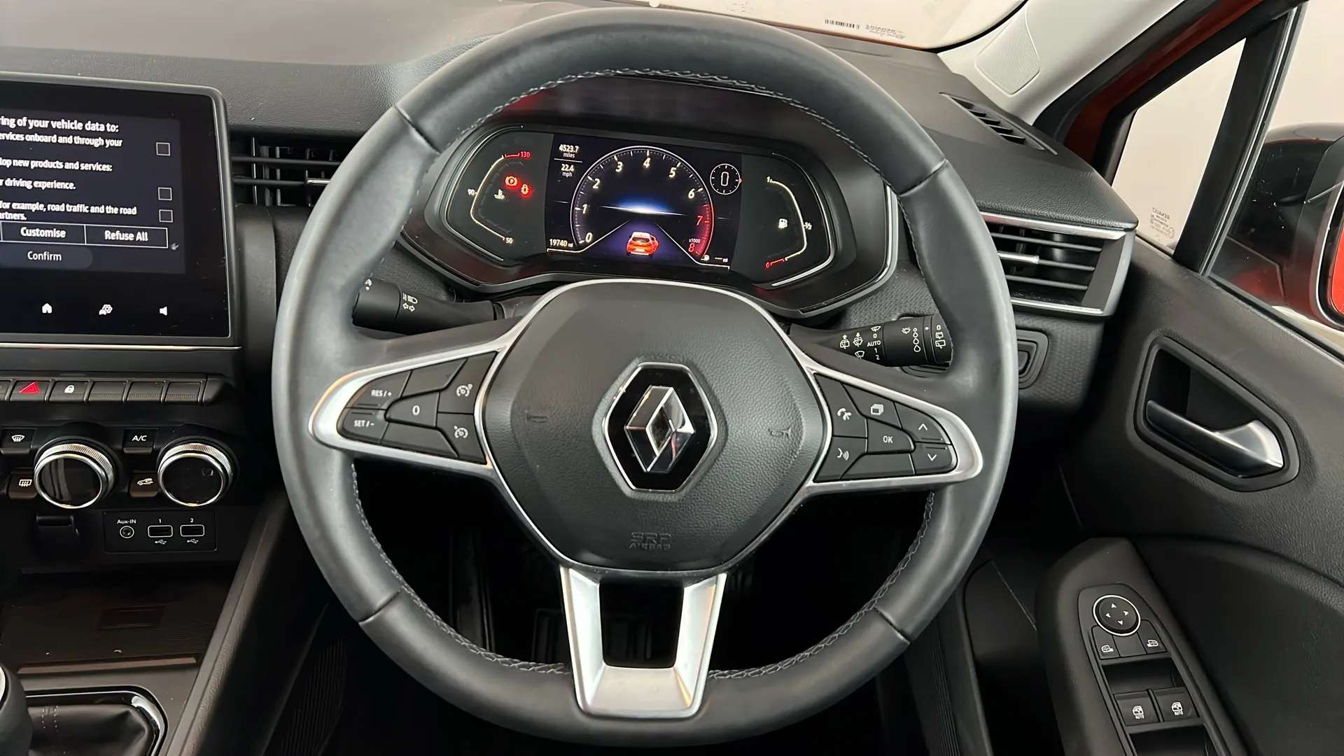 2022 RENAULT CLIO 2022 RENAULT CLIO