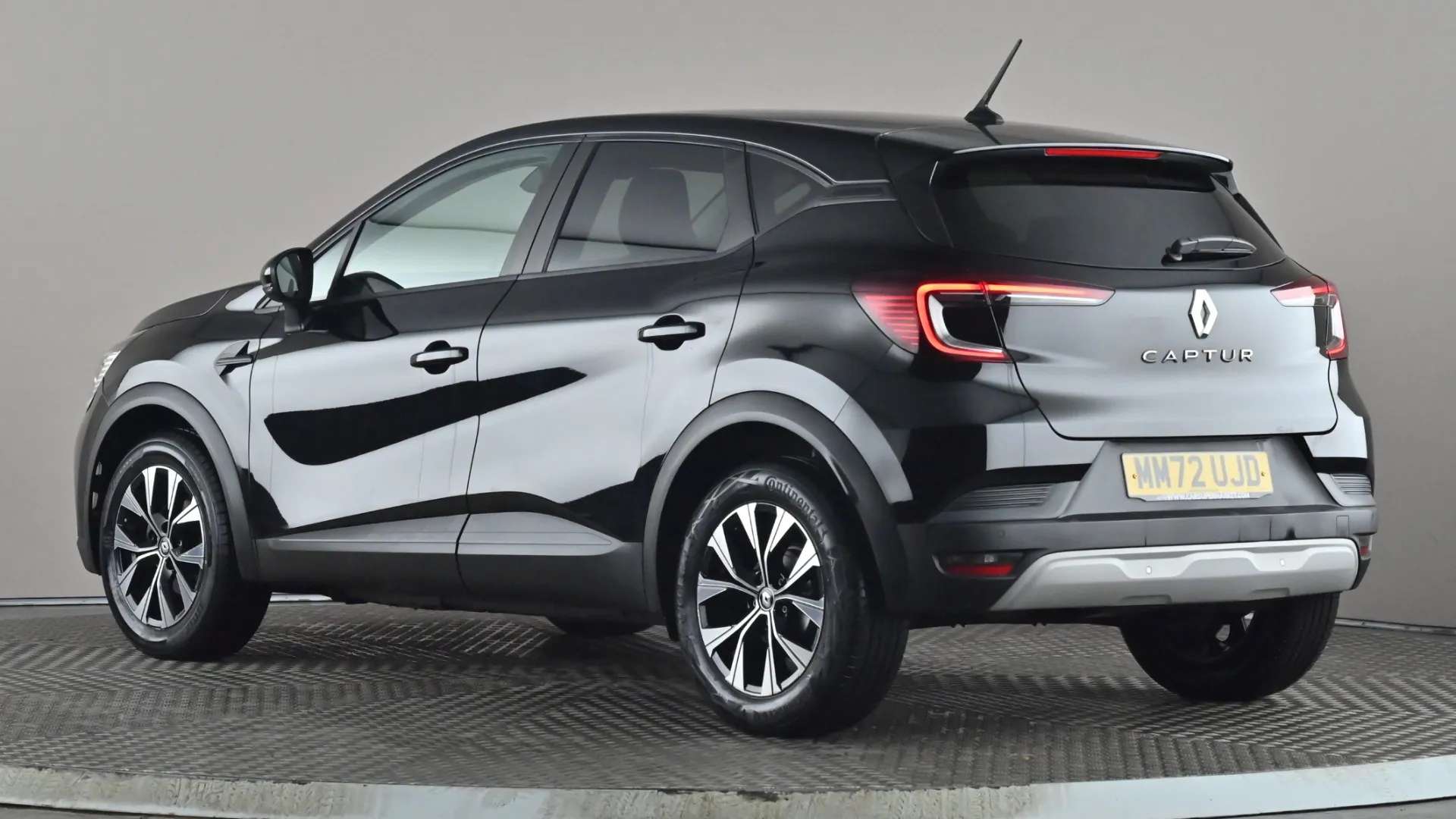 A 2023 RENAULT CAPTUR 1.0 TCE 90 Evolution A 2023 RENAULT CAPTUR 1.0 TCE 90 Evolution