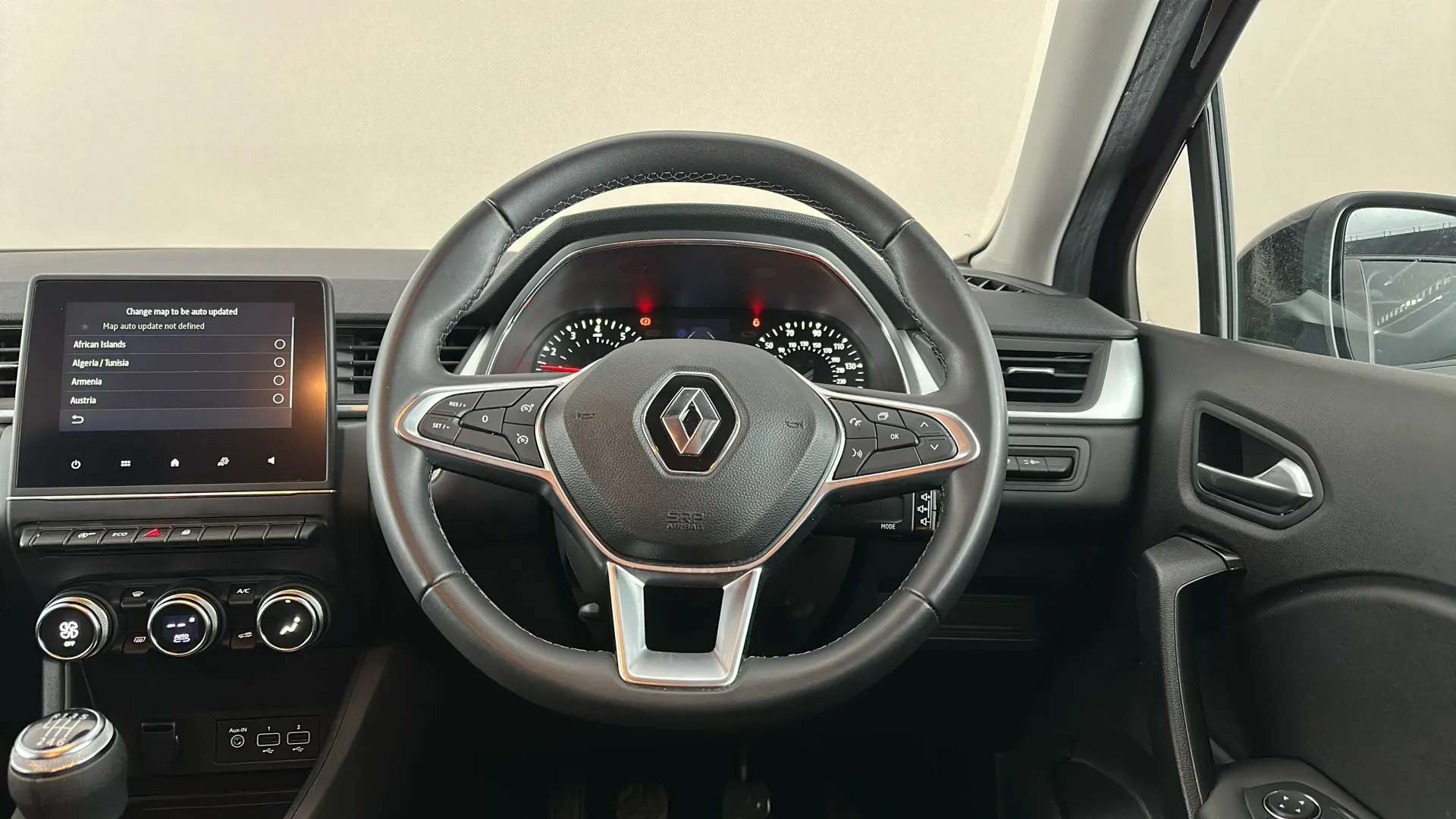 2023 RENAULT CAPTUR 2023 RENAULT CAPTUR