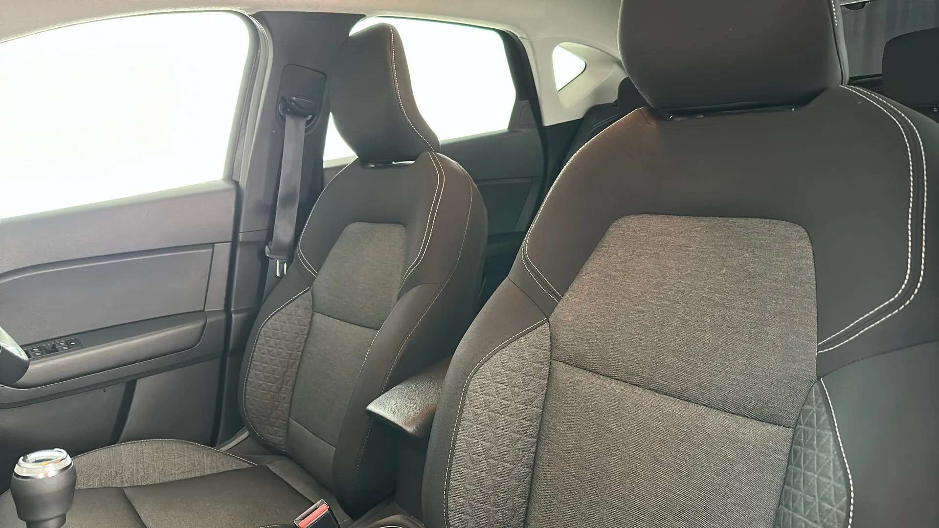 2023 RENAULT CAPTUR 2023 RENAULT CAPTUR