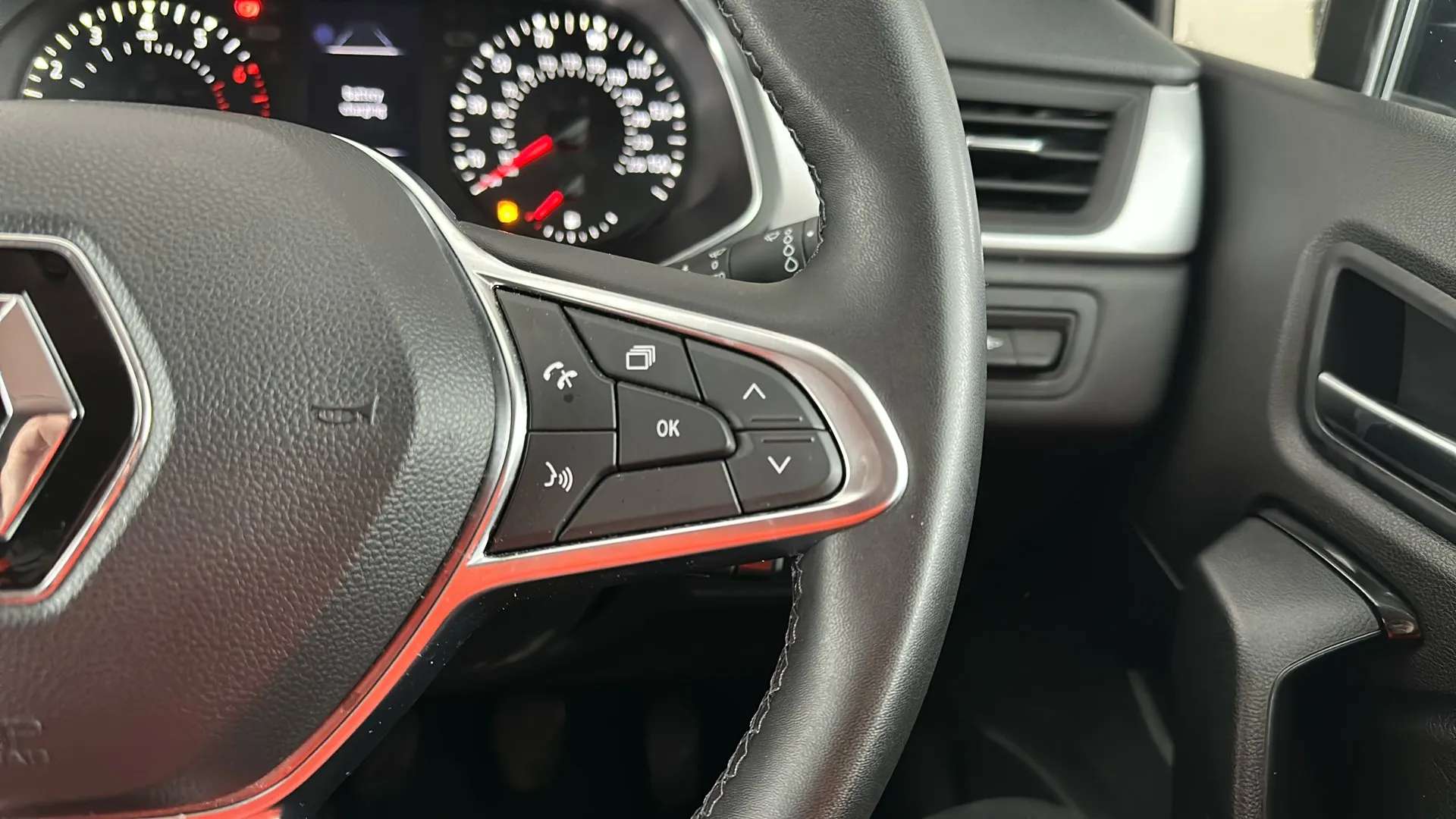 2023 RENAULT CAPTUR 2023 RENAULT CAPTUR