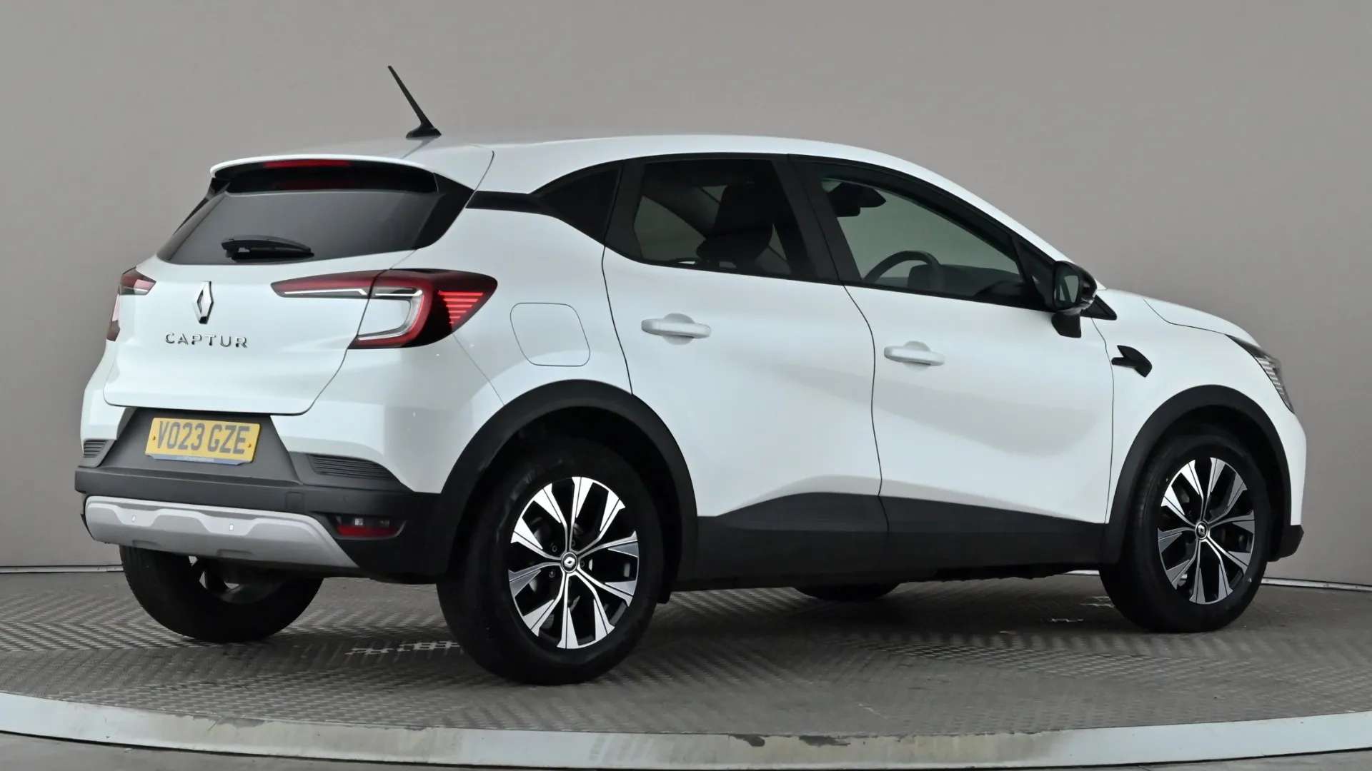 2023 RENAULT CAPTUR 2023 RENAULT CAPTUR