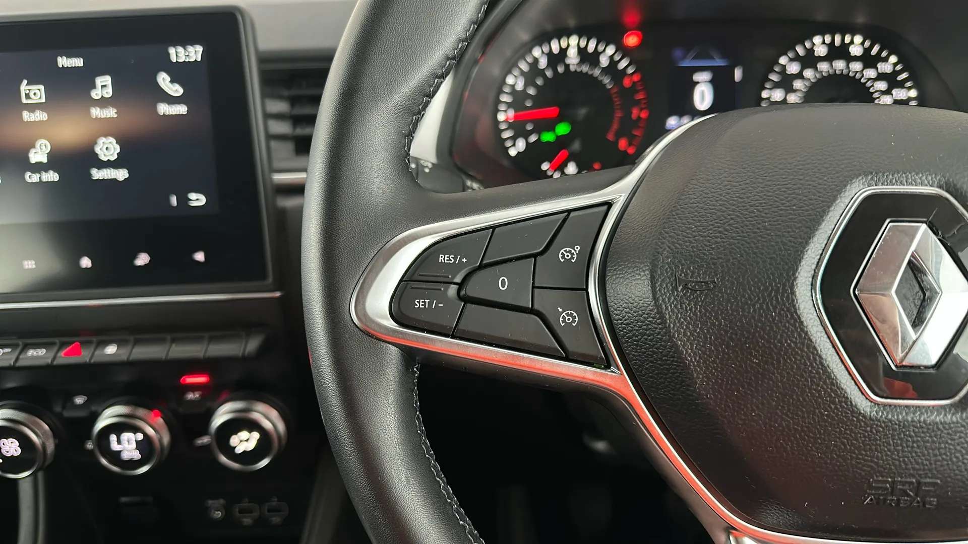 2023 RENAULT CAPTUR 2023 RENAULT CAPTUR
