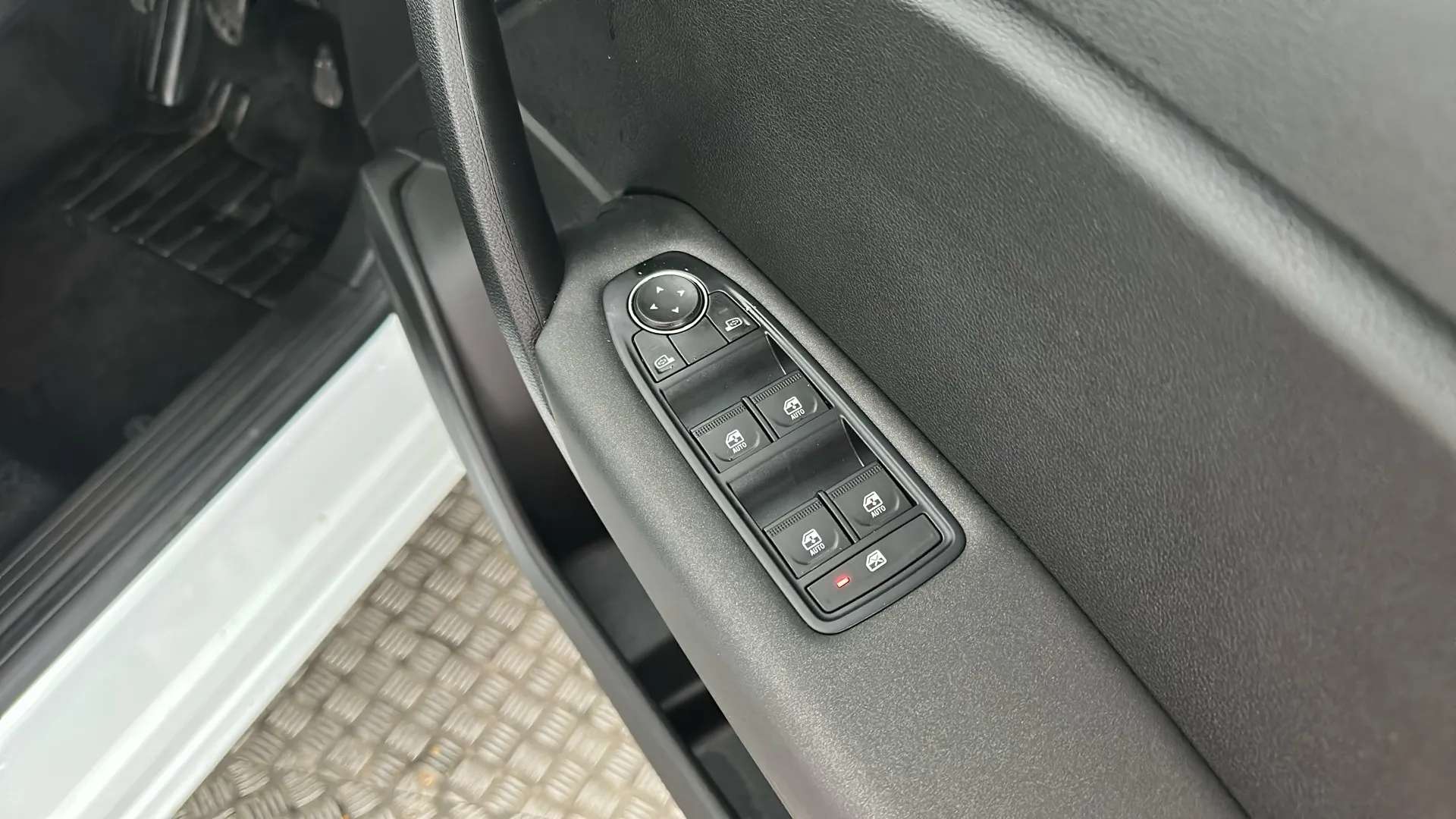2023 RENAULT CAPTUR 2023 RENAULT CAPTUR