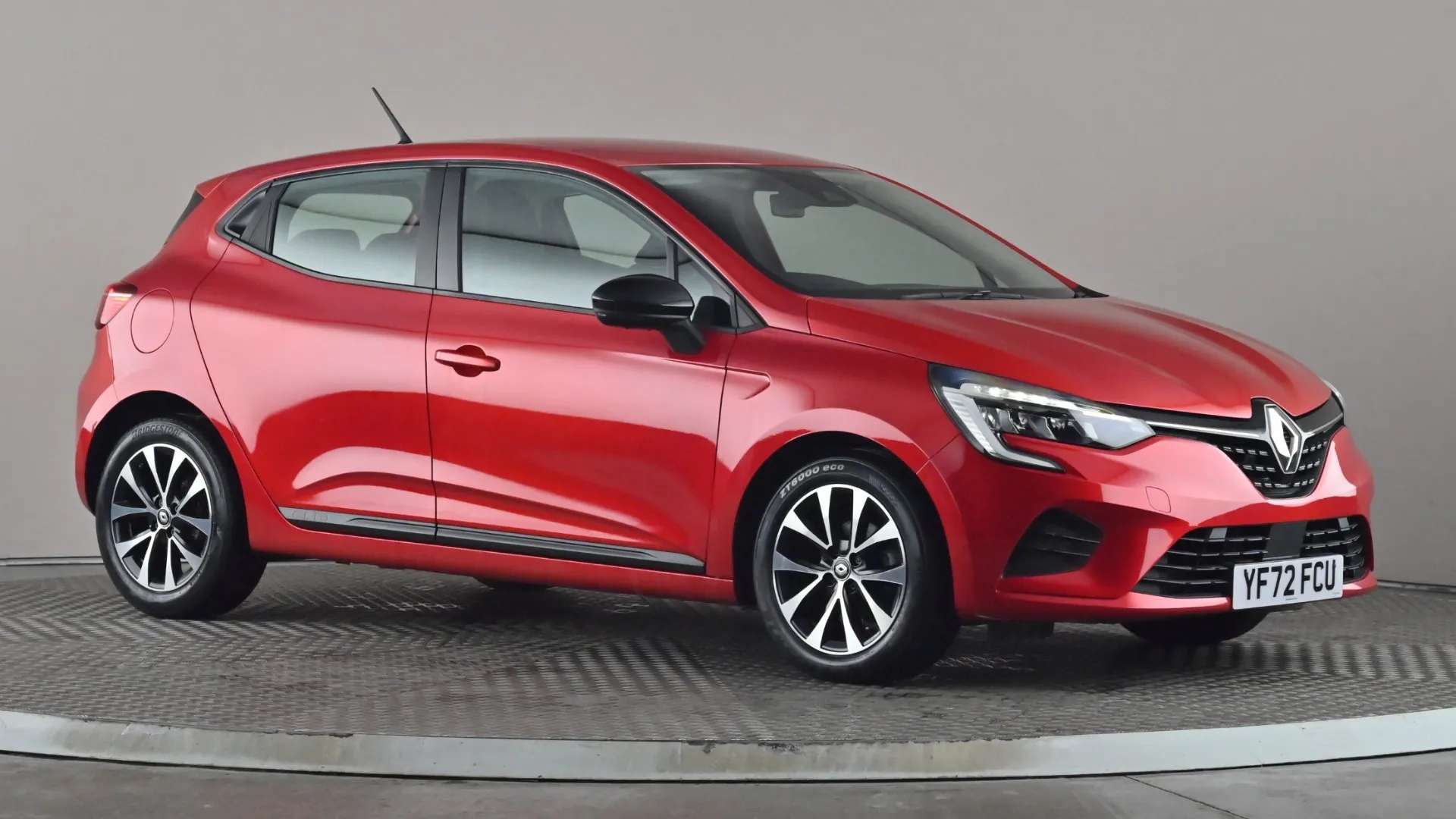 A 2022 RENAULT CLIO 1.0 TCe 90 Evolution A 2022 RENAULT CLIO 1.0 TCe 90 Evolution
