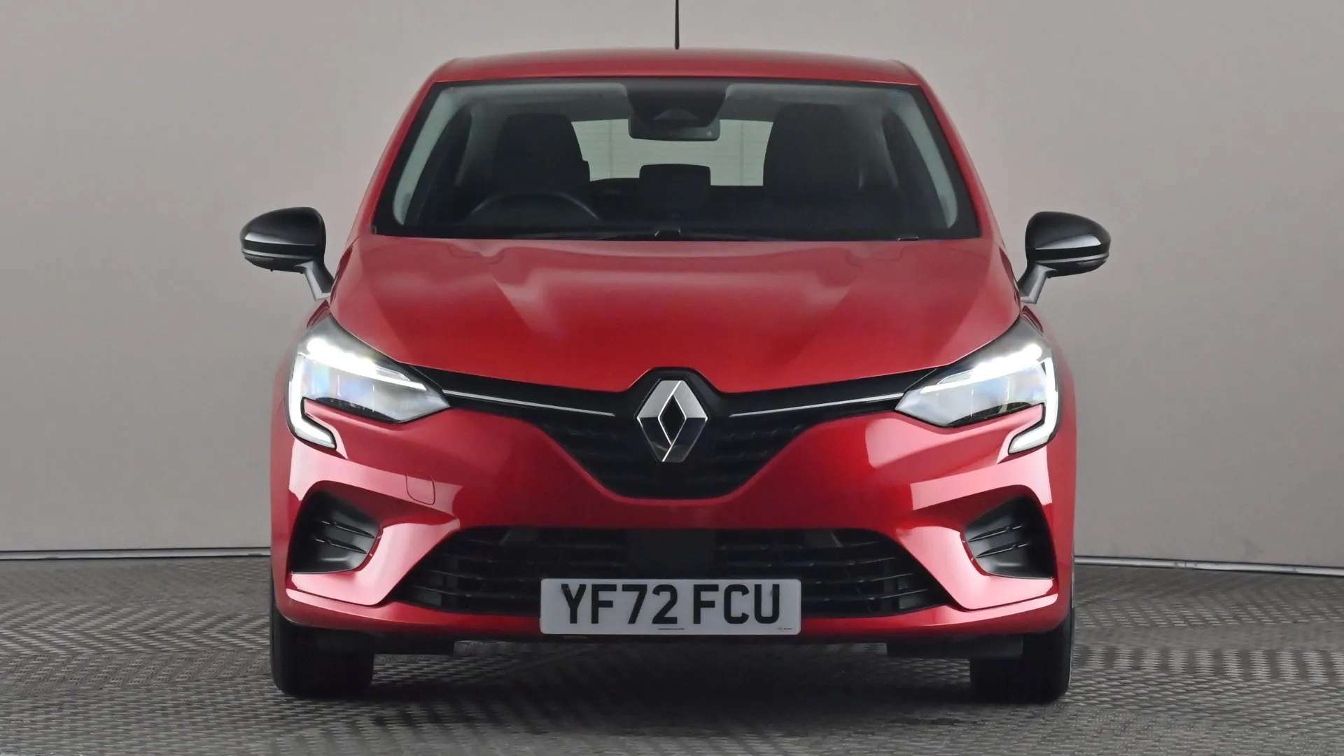 A 2022 RENAULT CLIO 1.0 TCe 90 Evolution A 2022 RENAULT CLIO 1.0 TCe 90 Evolution