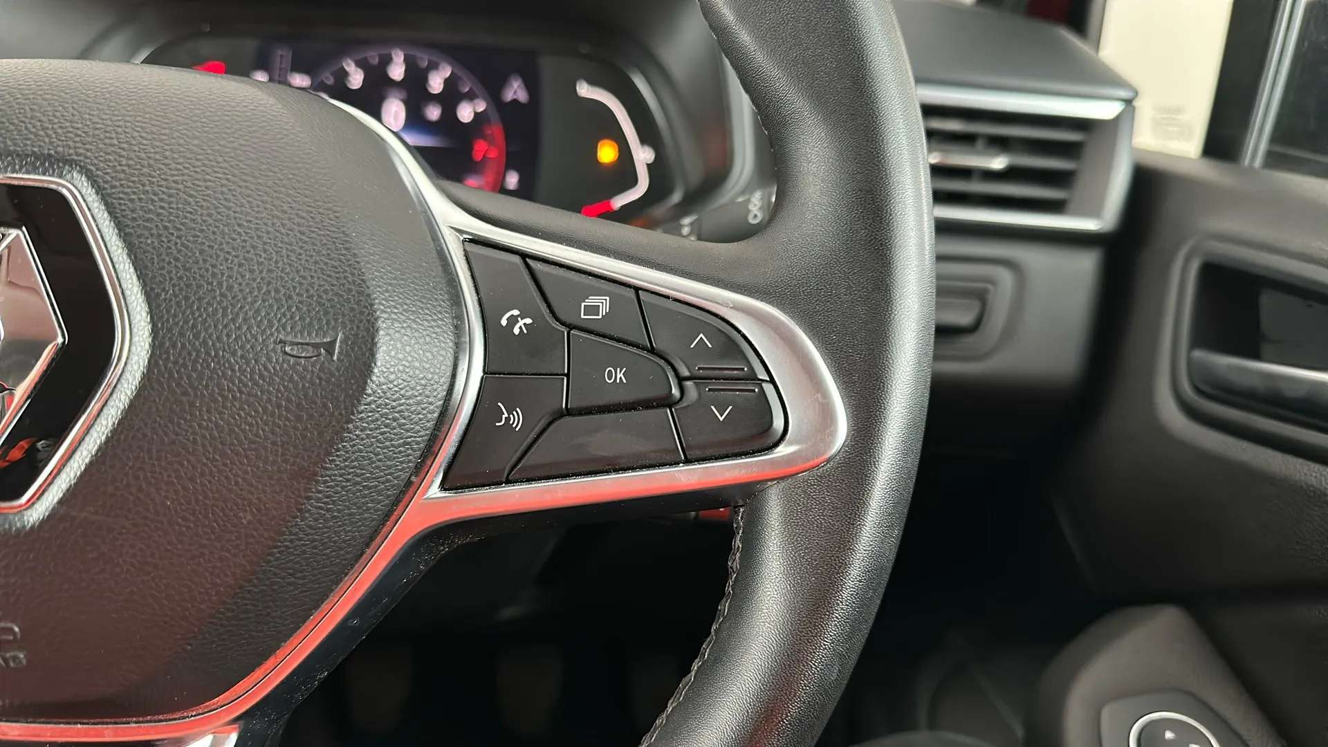 2022 RENAULT CLIO 2022 RENAULT CLIO