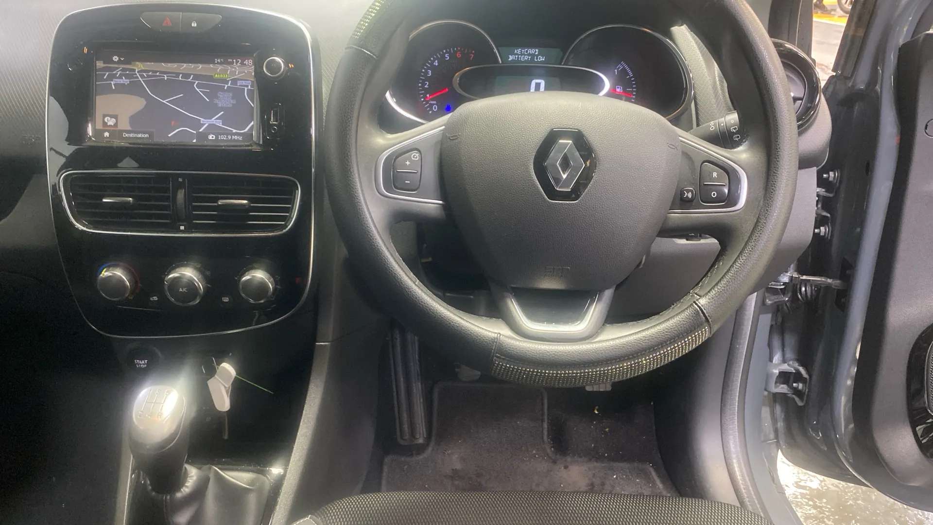 2018 RENAULT CLIO 2018 RENAULT CLIO