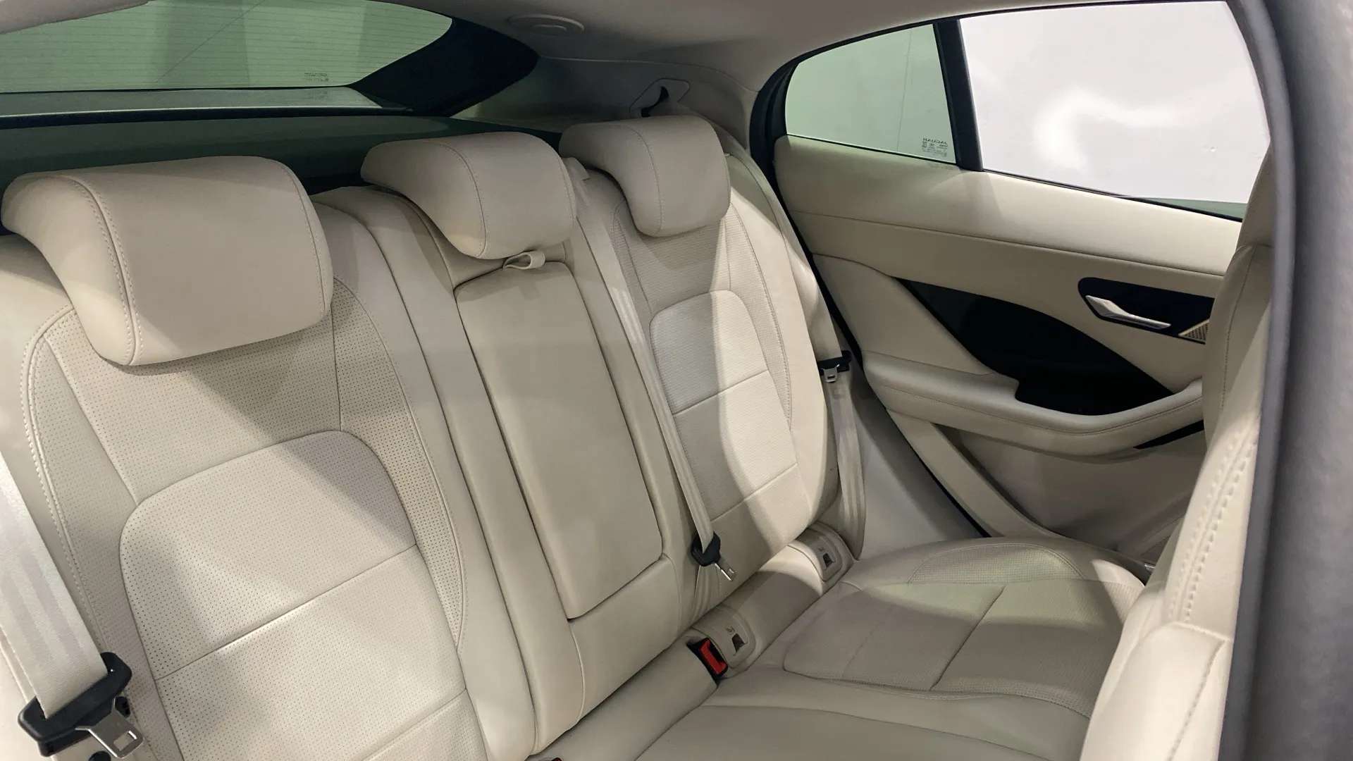 A 2020 JAGUAR I-PACE 294kW EV400 HSE 90kWh Auto A 2020 JAGUAR I-PACE 294kW EV400 HSE 90kWh Auto