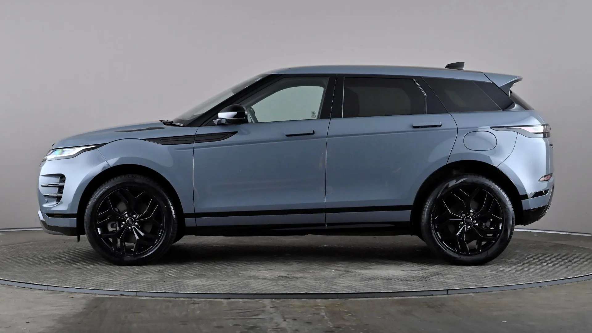 A 2023 LAND ROVER RANGE ROVER EVOQUE 1.5 P300e Evoque Edition Auto A 2023 LAND ROVER RANGE ROVER EVOQUE 1.5 P300e Evoque Edition Auto