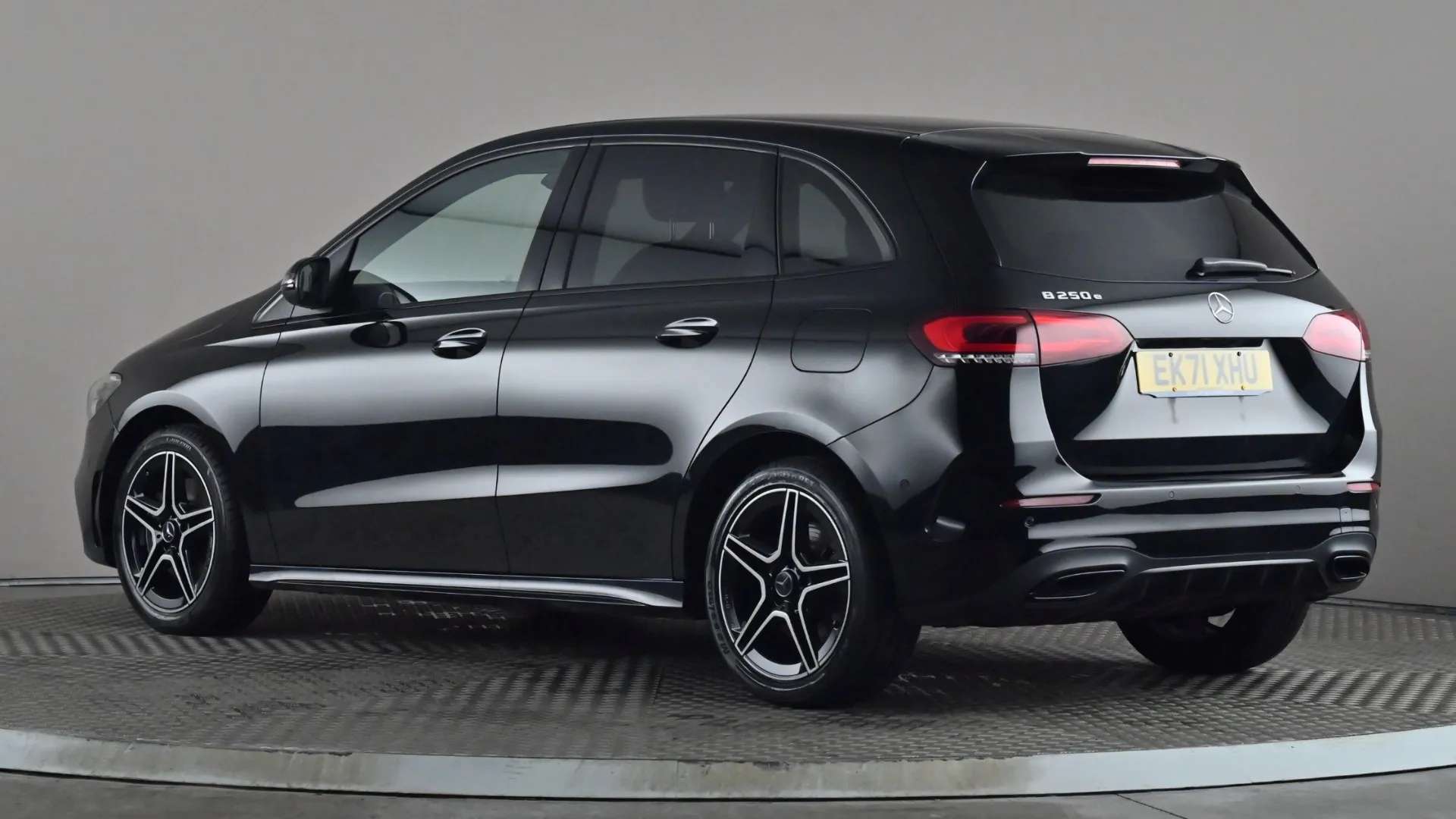 A 2021 MERCEDES-BENZ B CLASS B250e AMG Line Executive Edition Auto A 2021 MERCEDES-BENZ B CLASS B250e AMG Line Executive Edition Auto