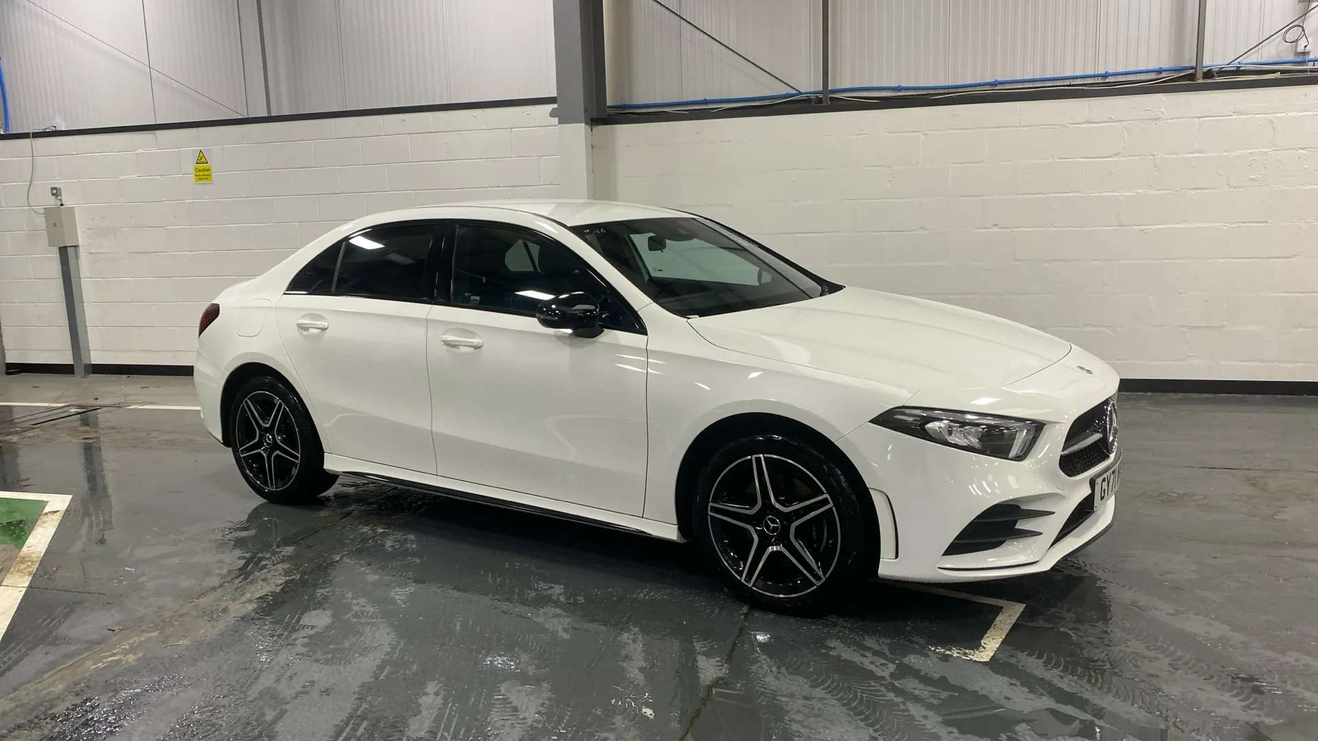 A 2021 MERCEDES-BENZ A CLASS A250e AMG Line Edition Auto A 2021 MERCEDES-BENZ A CLASS A250e AMG Line Edition Auto