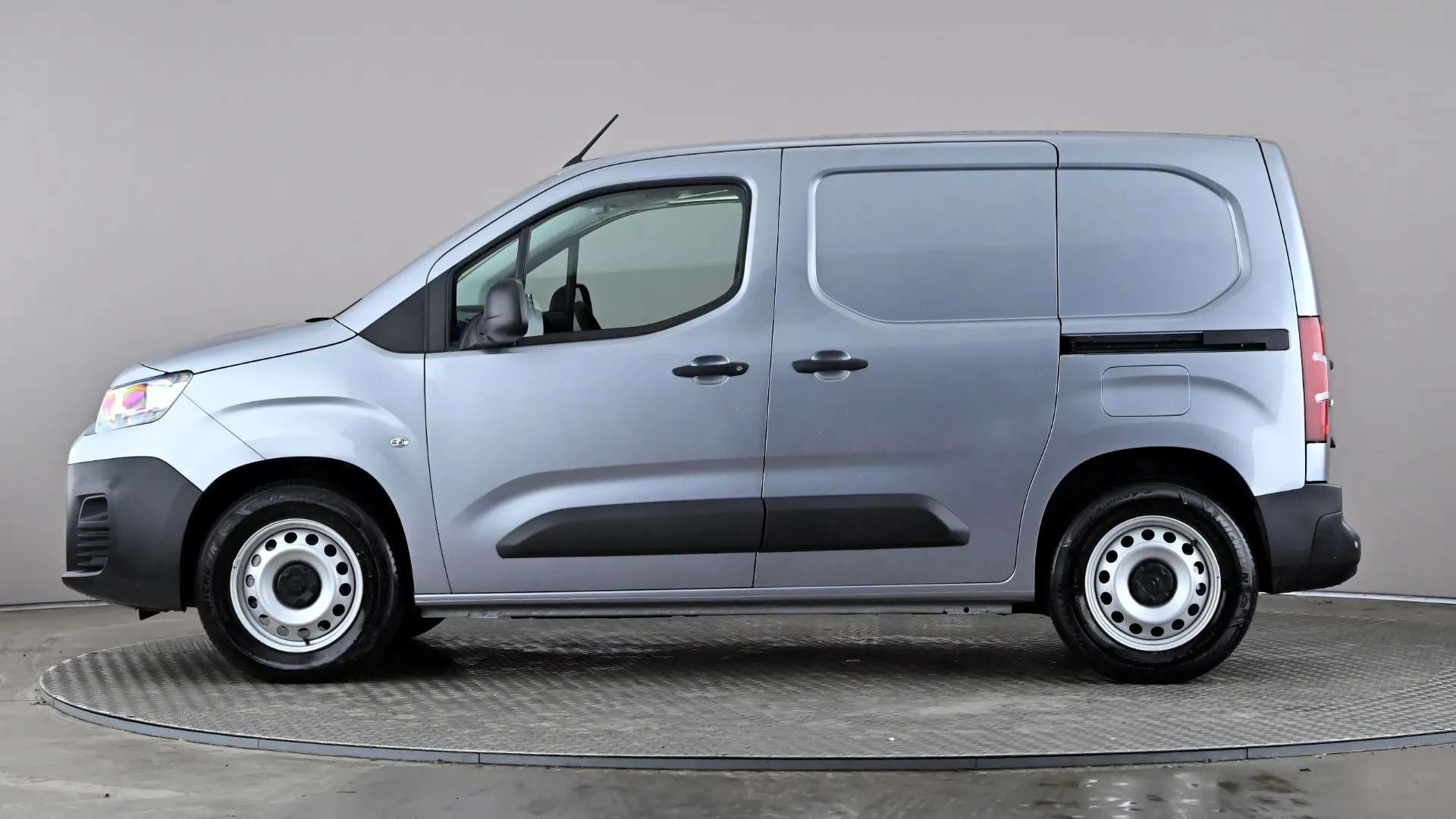 A 2023 CITROEN BERLINGO 800 100kW 50kWh Enterprise Edition Auto A 2023 CITROEN BERLINGO 800 100kW 50kWh Enterprise Edition Auto