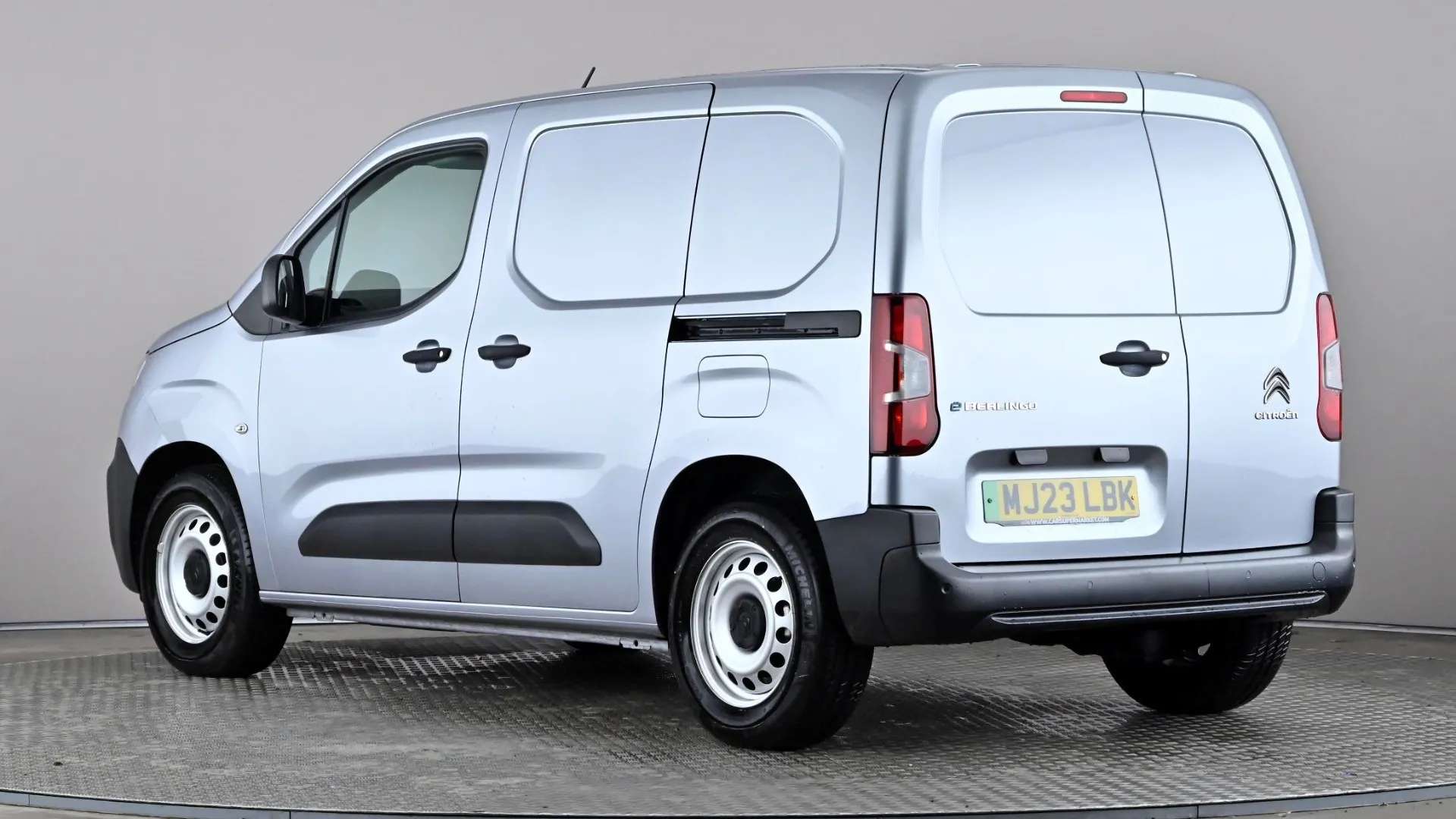 A 2023 CITROEN BERLINGO 800 100kW 50kWh Enterprise Edition Auto A 2023 CITROEN BERLINGO 800 100kW 50kWh Enterprise Edition Auto