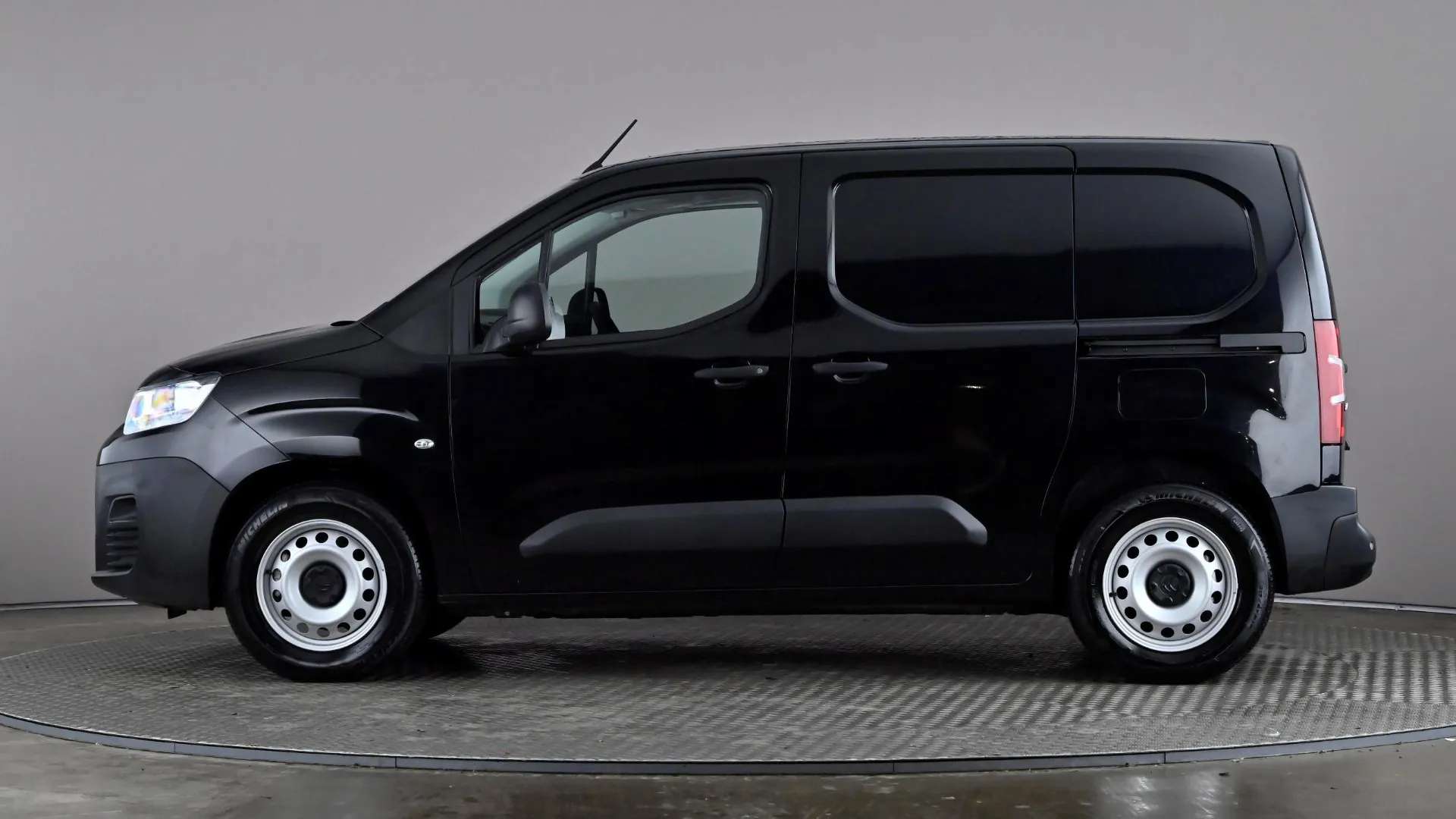 A 2023 CITROEN BERLINGO 800 100kW 50kWh Enterprise Edition Auto A 2023 CITROEN BERLINGO 800 100kW 50kWh Enterprise Edition Auto
