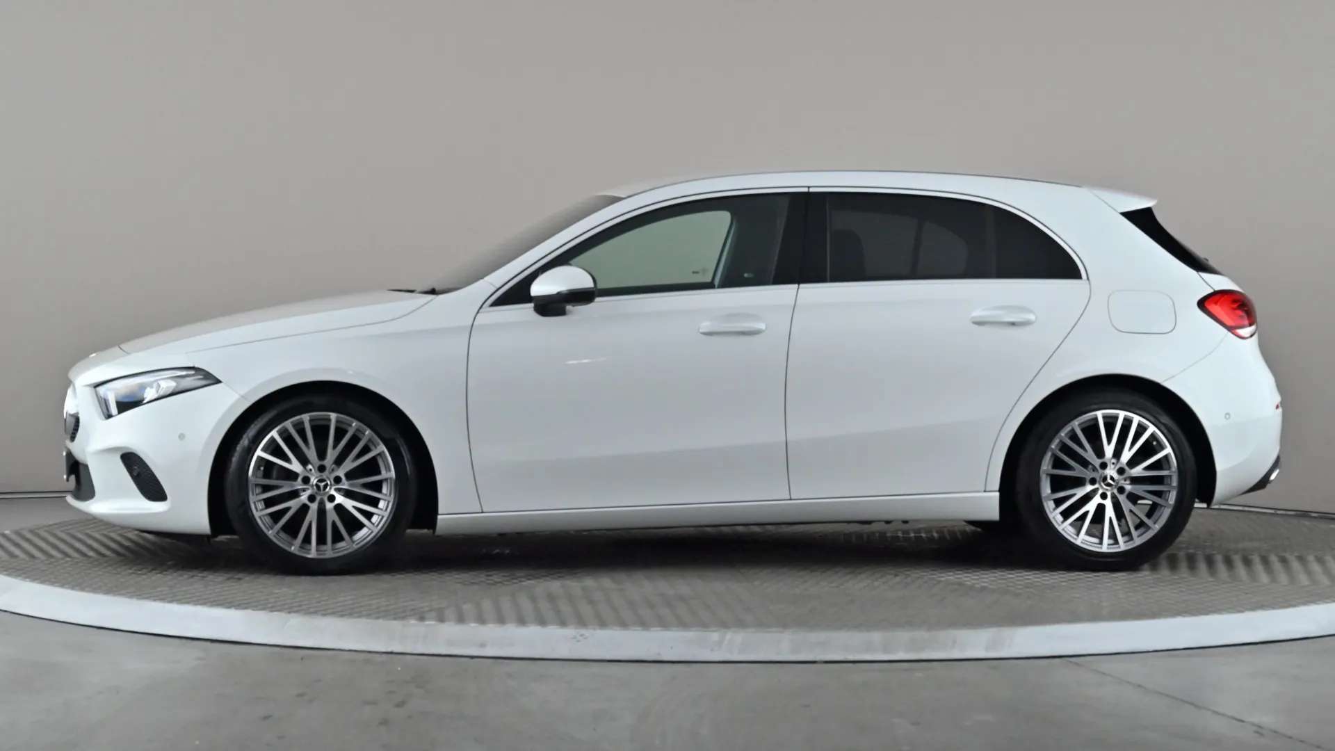 A 2022 MERCEDES-BENZ A CLASS A180d Sport Executive Edition Auto A 2022 MERCEDES-BENZ A CLASS A180d Sport Executive Edition Auto