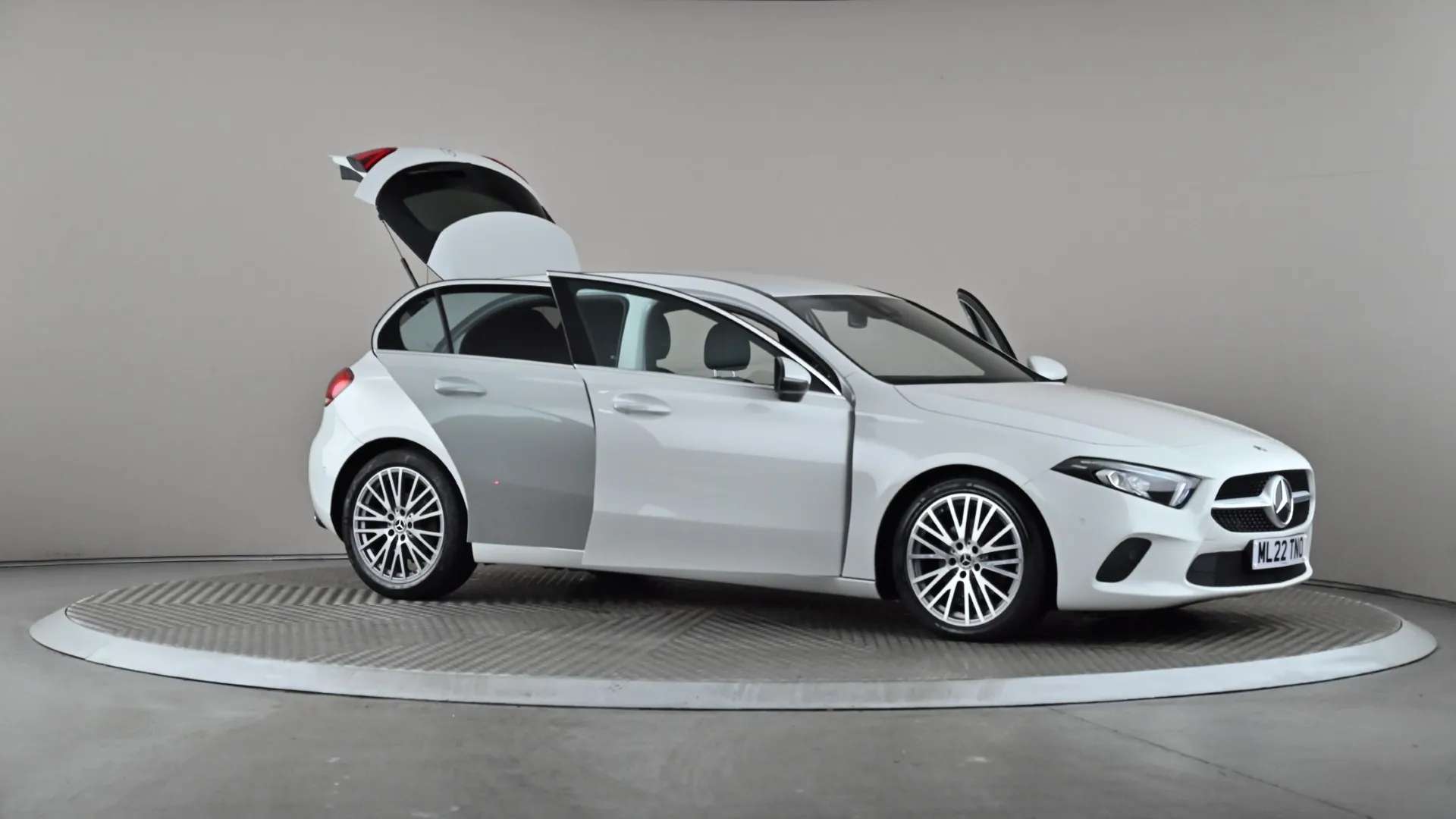 2022 MERCEDES-BENZ A CLASS 2022 MERCEDES-BENZ A CLASS