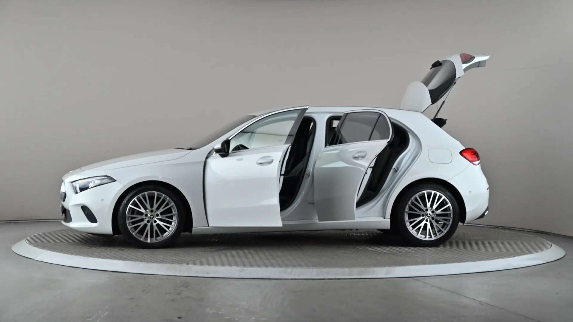 2022 MERCEDES-BENZ A CLASS 2022 MERCEDES-BENZ A CLASS