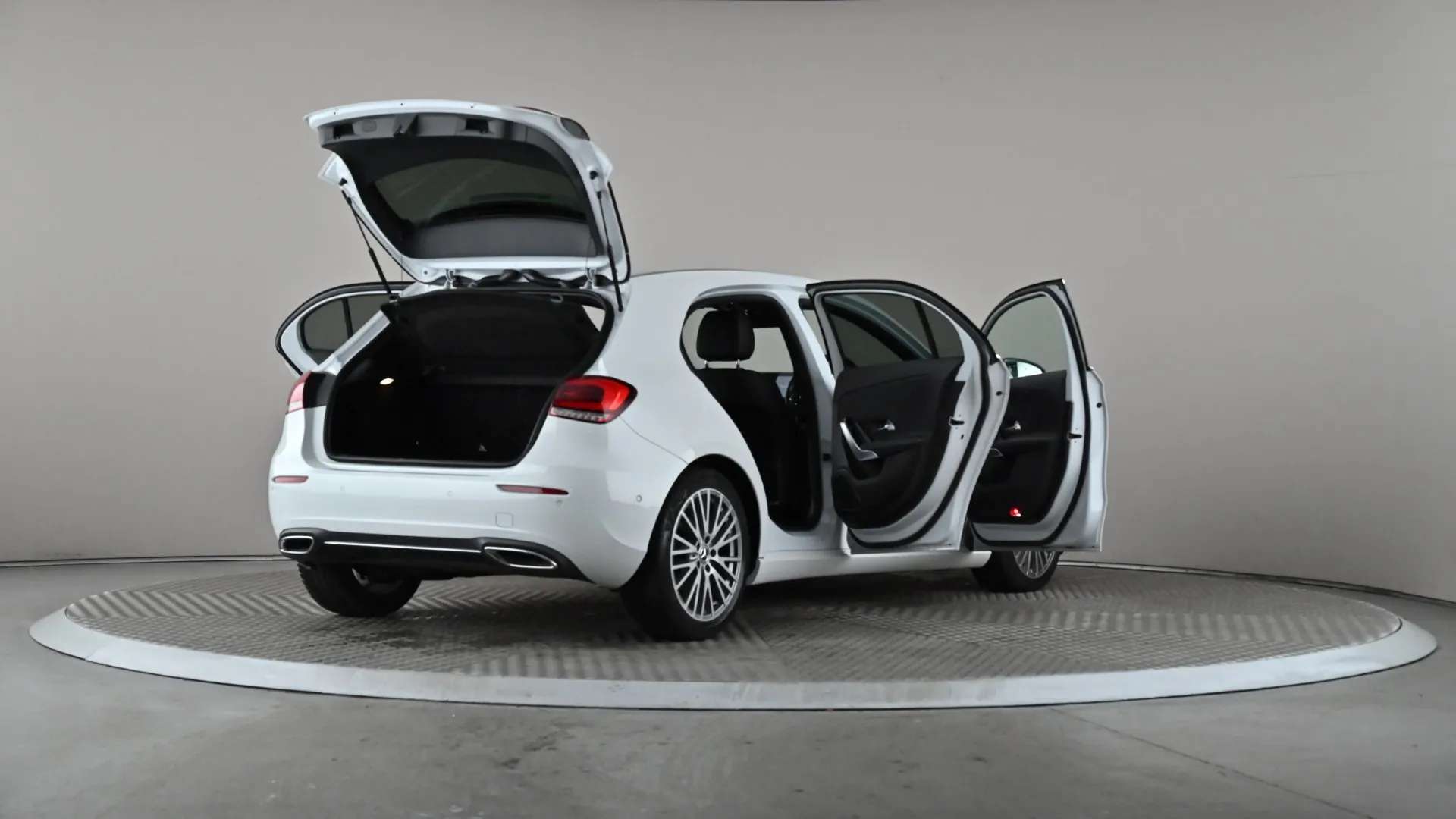 2022 MERCEDES-BENZ A CLASS 2022 MERCEDES-BENZ A CLASS