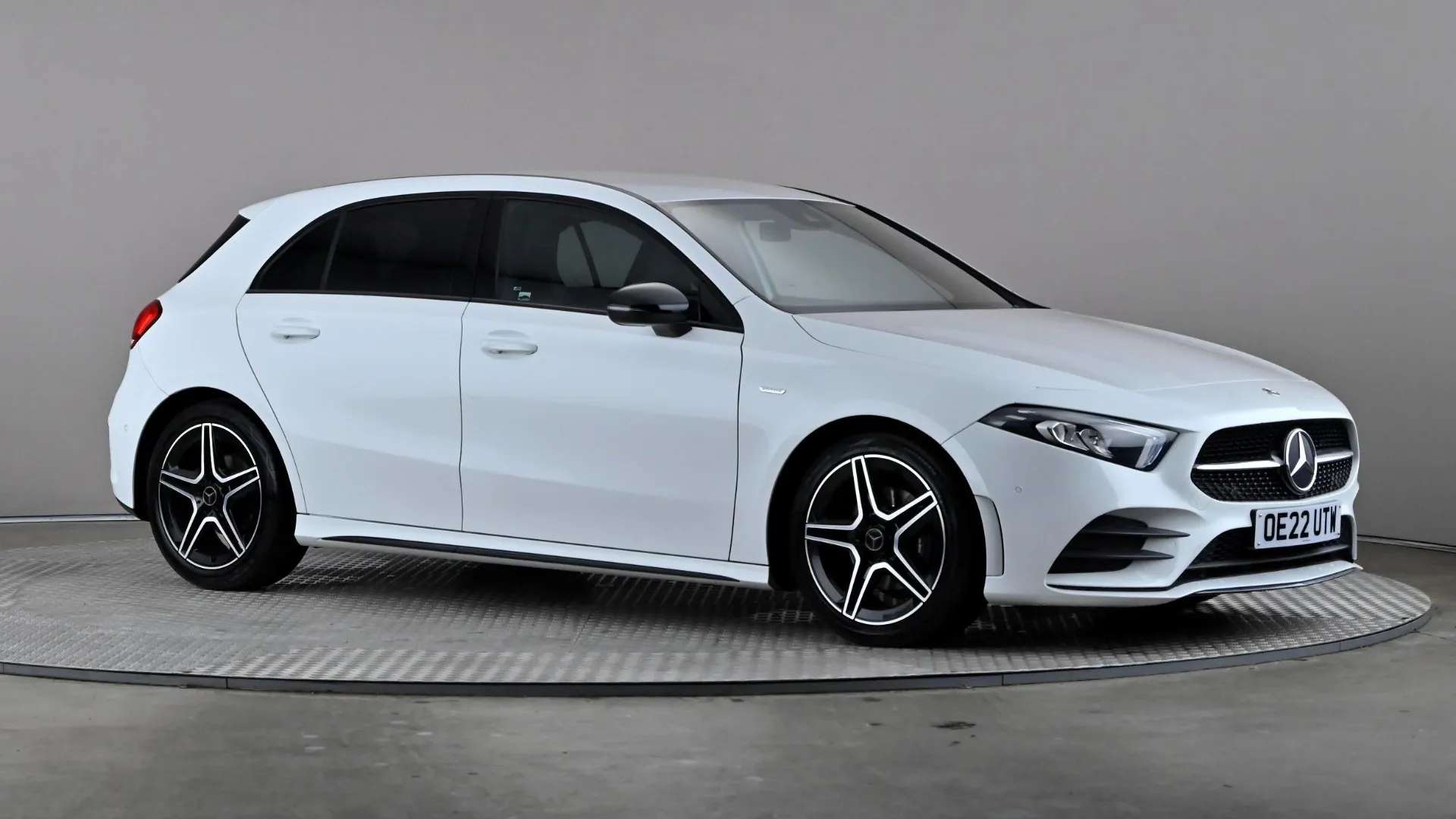 A 2022 MERCEDES-BENZ A CLASS A180 AMG Line Executive Edition Auto A 2022 MERCEDES-BENZ A CLASS A180 AMG Line Executive Edition Auto