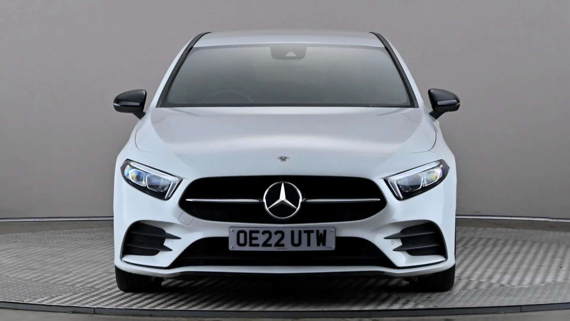 A 2022 MERCEDES-BENZ A CLASS A180 AMG Line Executive Edition Auto A 2022 MERCEDES-BENZ A CLASS A180 AMG Line Executive Edition Auto