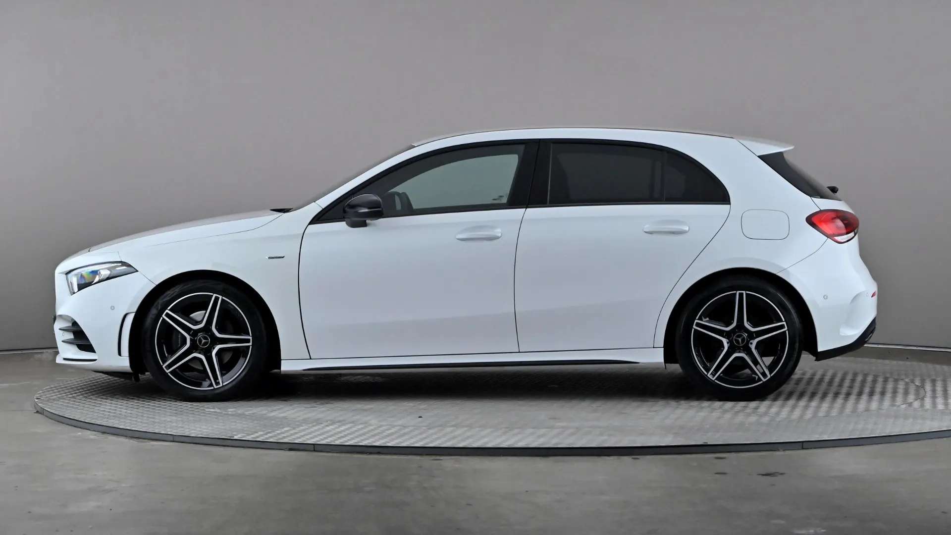 A 2022 MERCEDES-BENZ A CLASS A180 AMG Line Executive Edition Auto A 2022 MERCEDES-BENZ A CLASS A180 AMG Line Executive Edition Auto