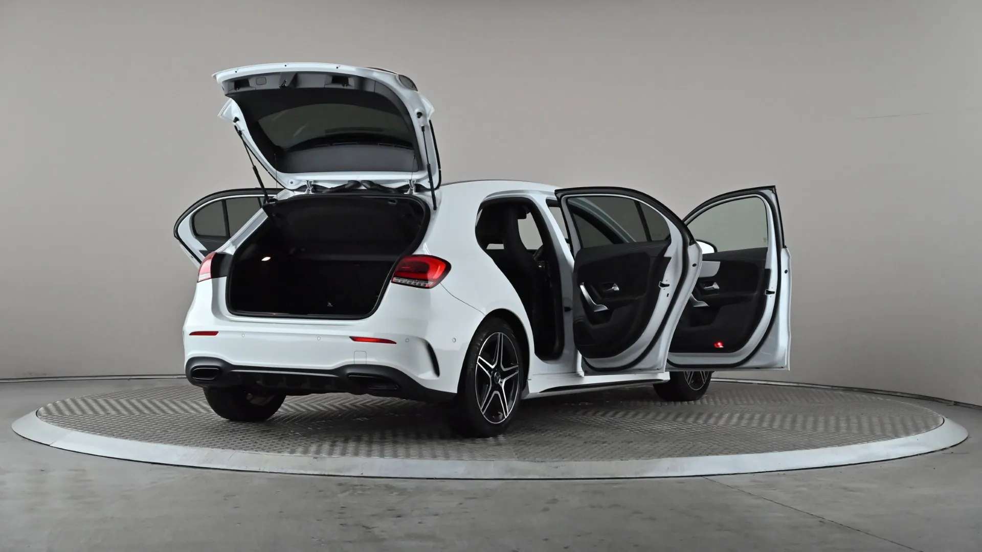2022 MERCEDES-BENZ A CLASS 2022 MERCEDES-BENZ A CLASS