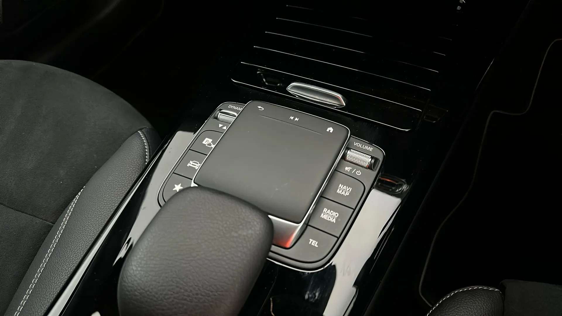 2022 MERCEDES-BENZ A CLASS 2022 MERCEDES-BENZ A CLASS
