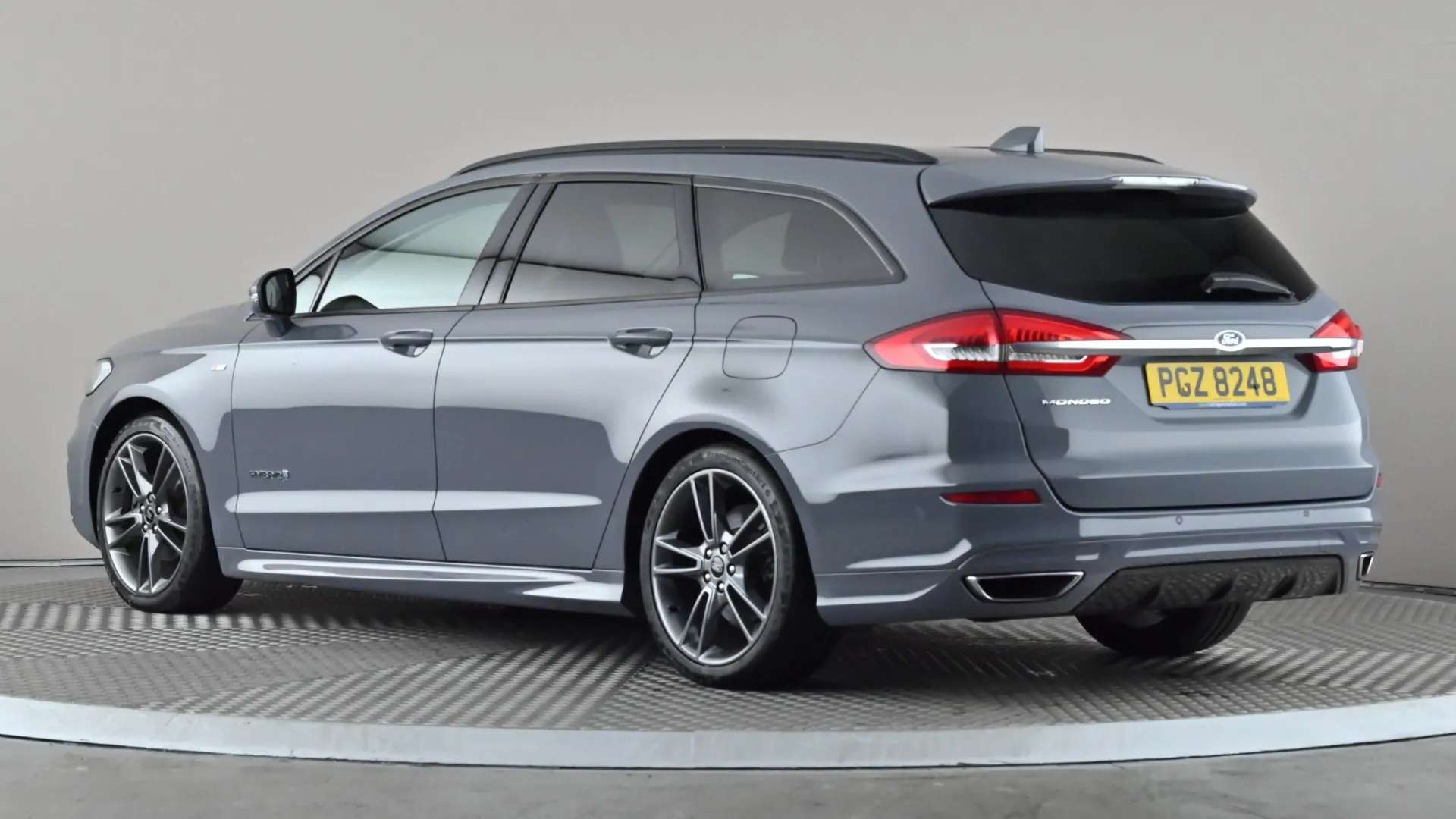 A 2020 FORD MONDEO 2.0 Hybrid ST-Line Edition Auto A 2020 FORD MONDEO 2.0 Hybrid ST-Line Edition Auto